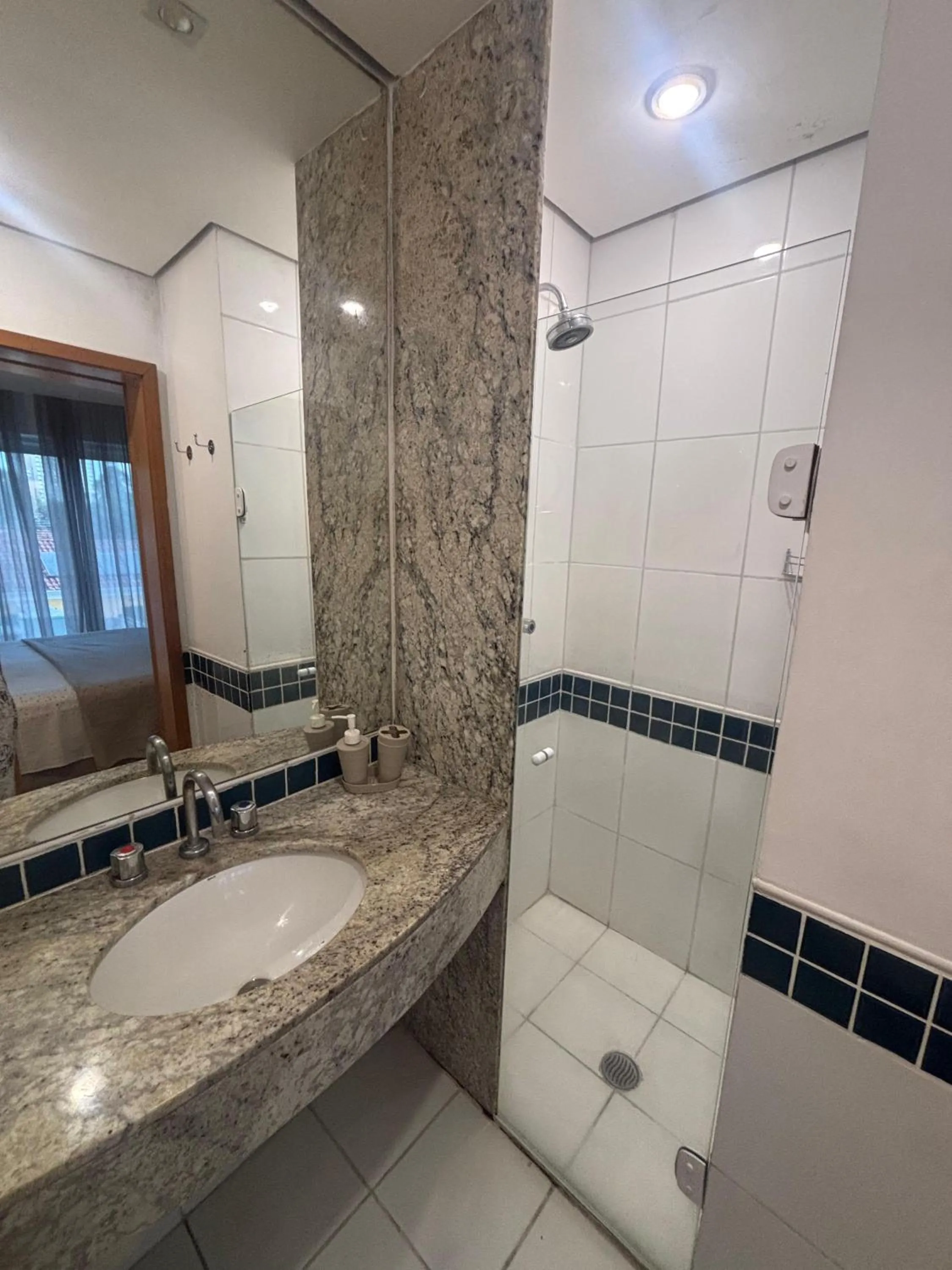 Flat Lindo ao lado Park Ibirapuera Av Paulista com garagem 103