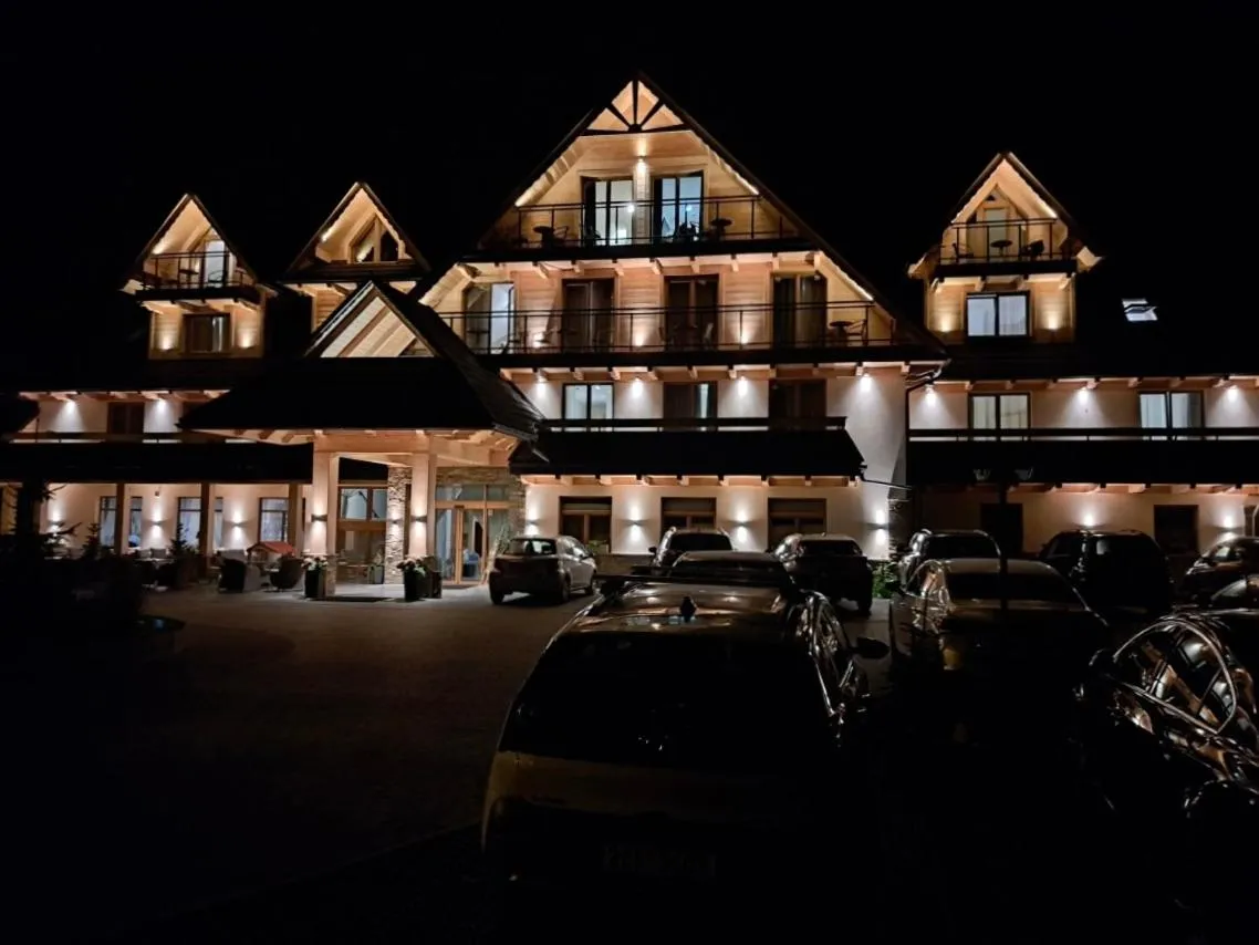 Property building in Askana