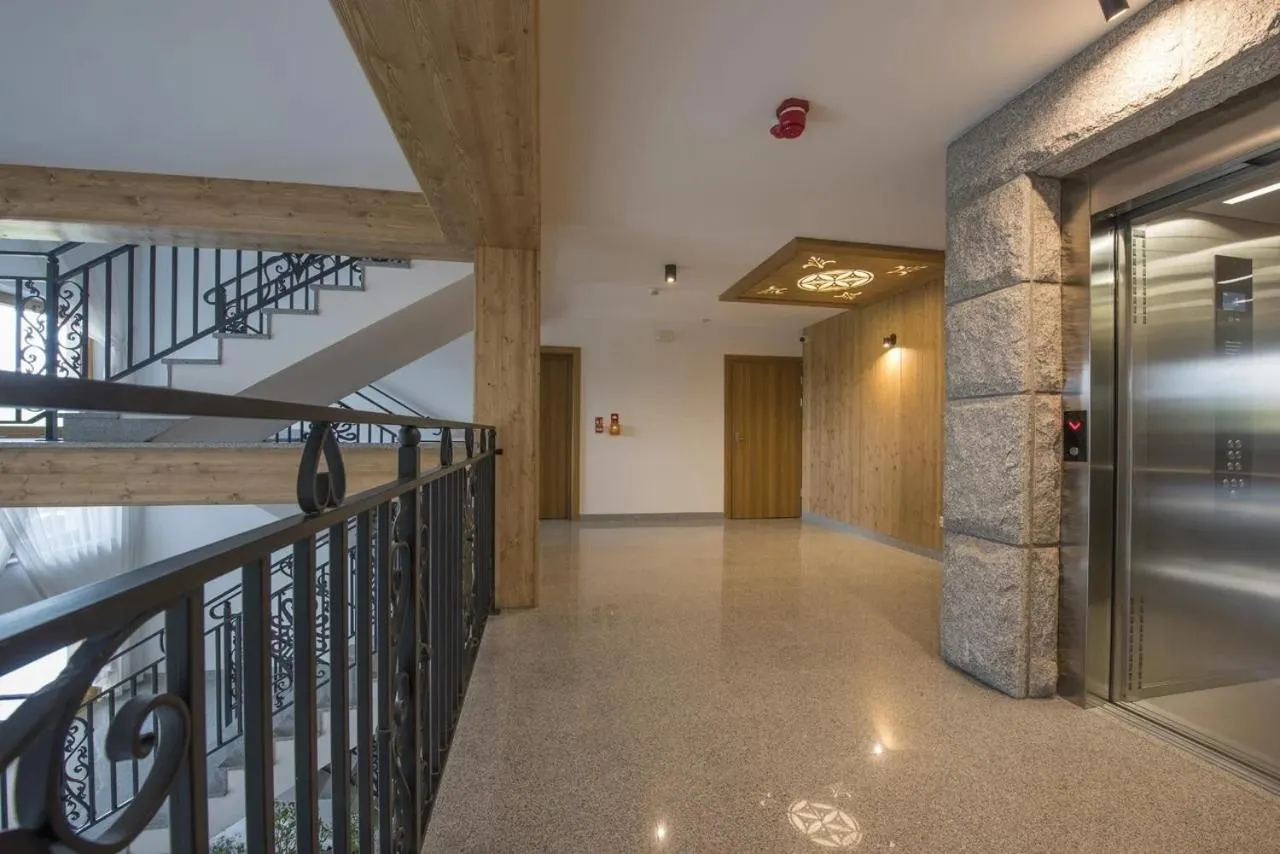 Lobby or reception in Askana