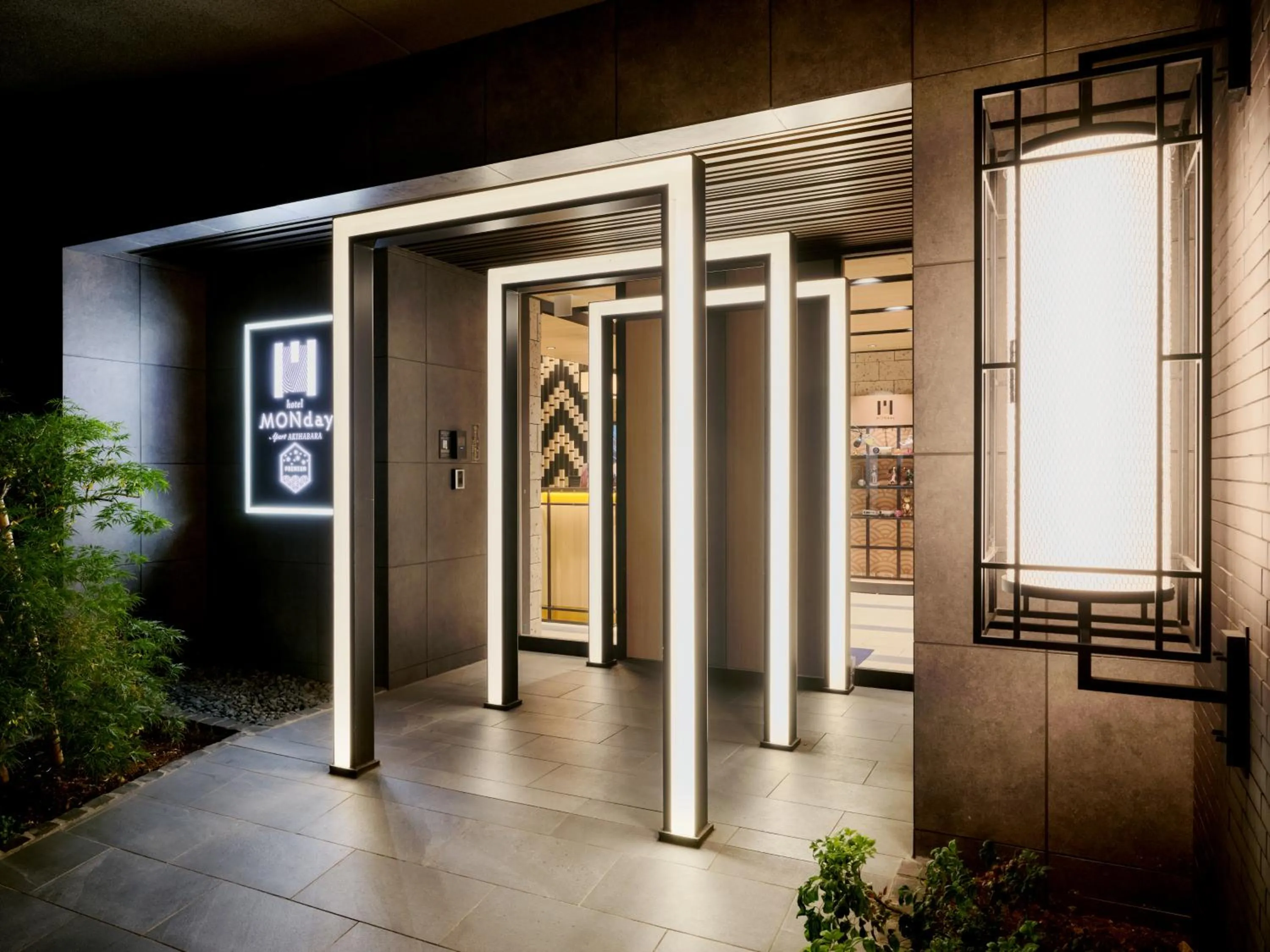 MONday Apart Premium AKIHABARA