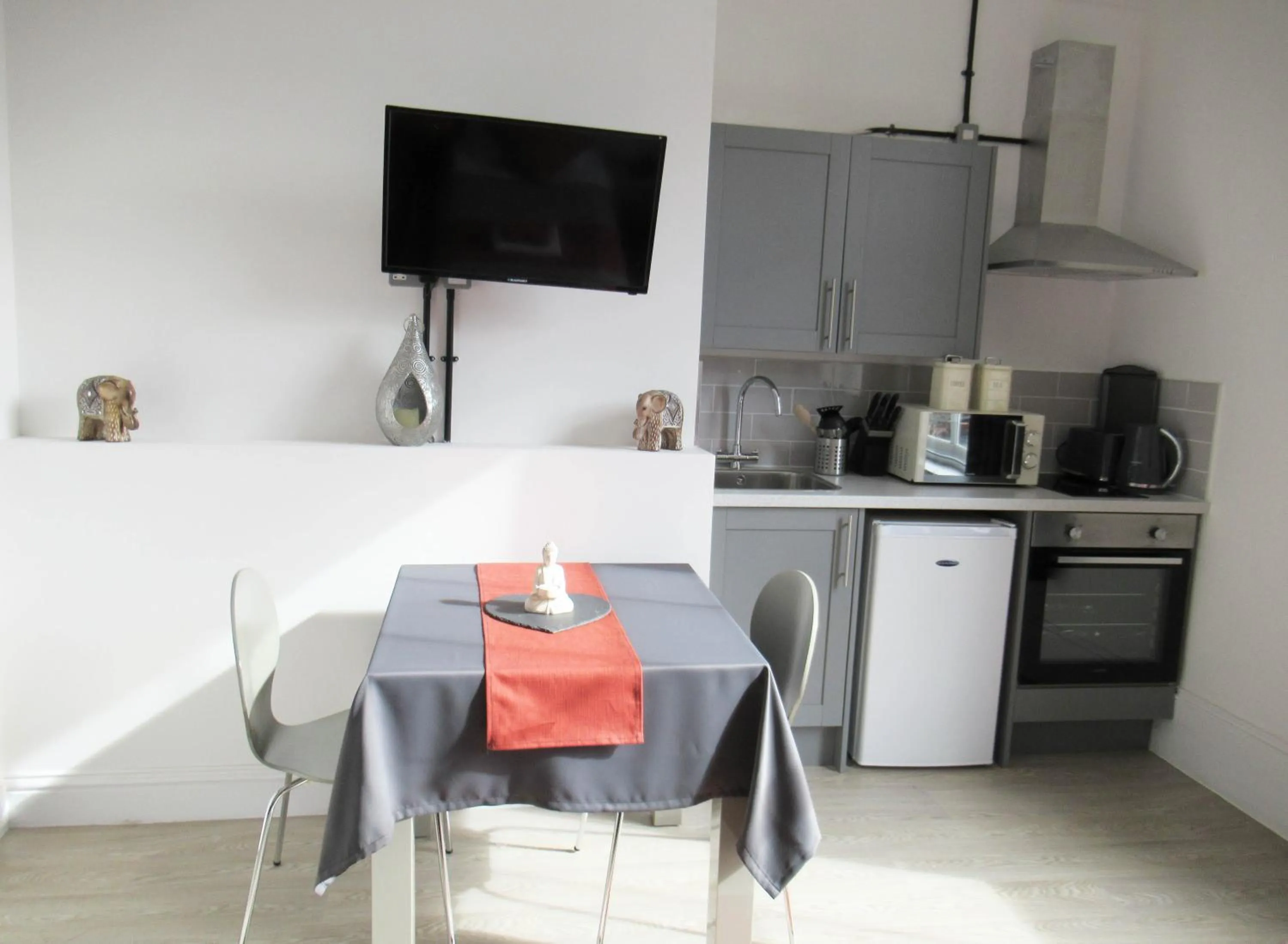 Queen Street Apartments