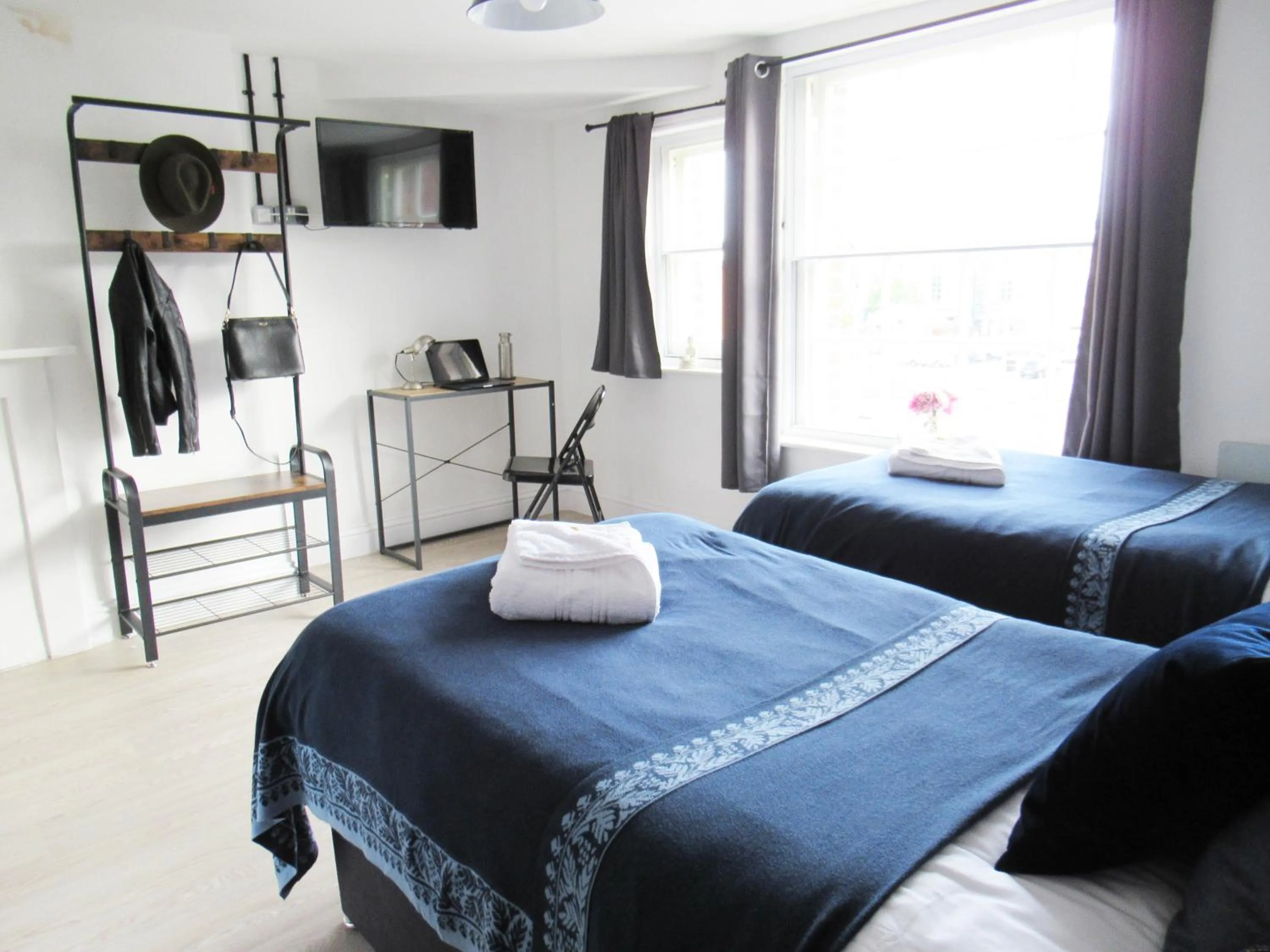 Bed in Queen Street Apartments