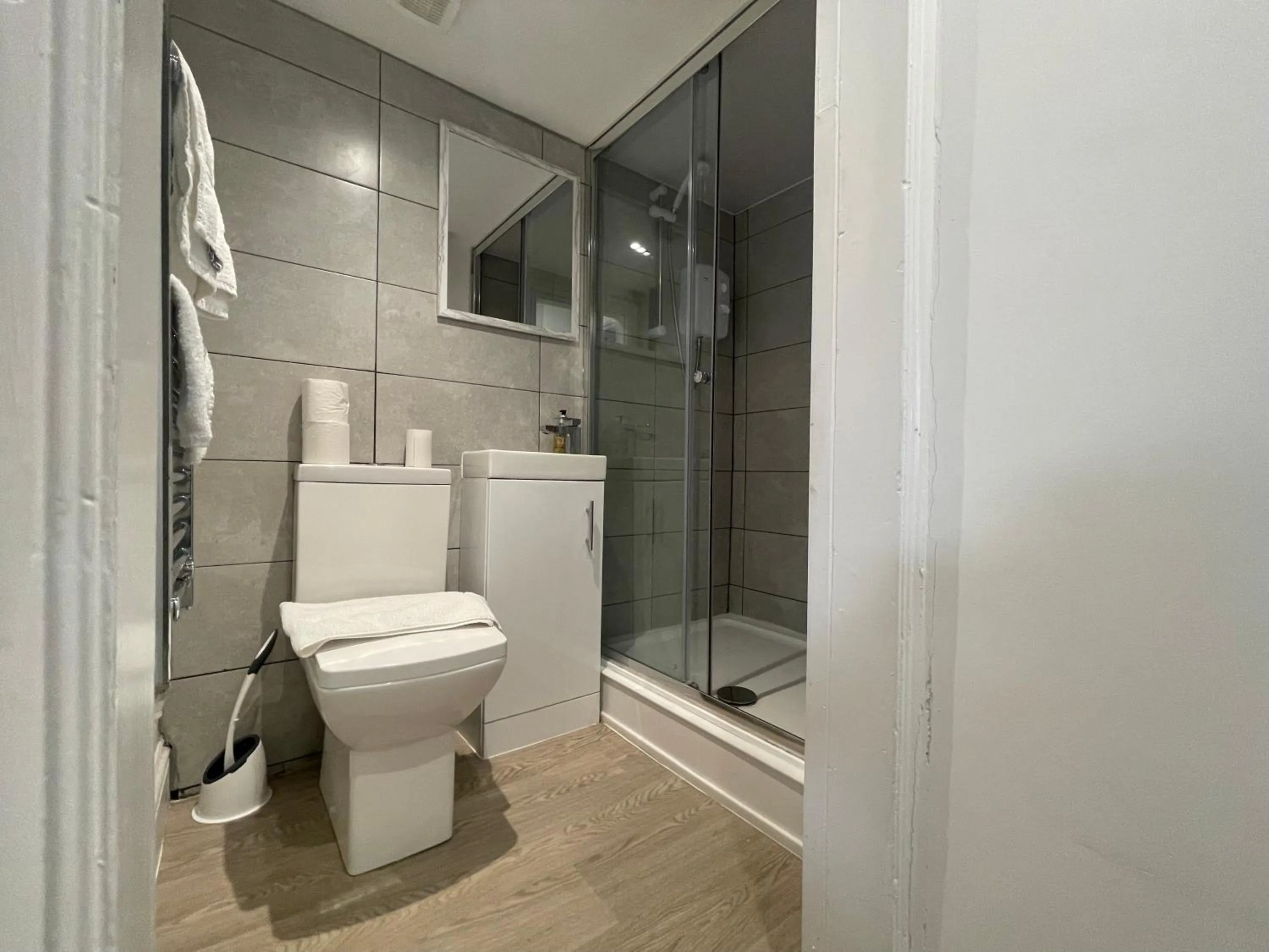 Queen Street Apartments