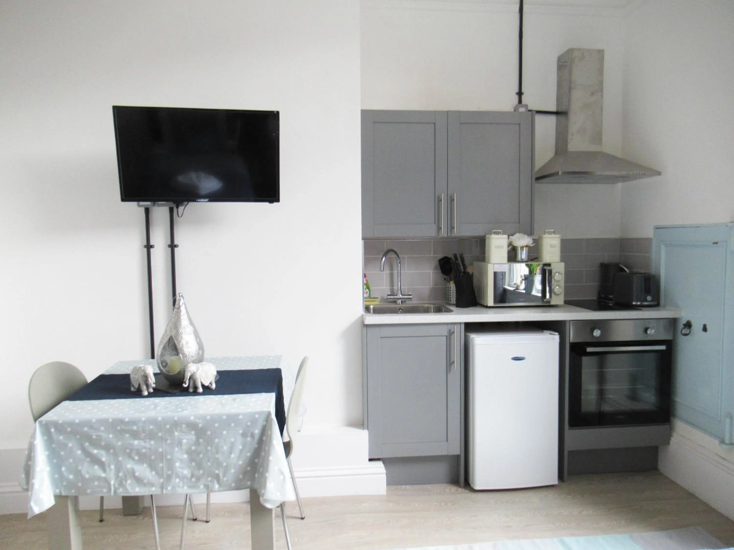 Queen Street Apartments