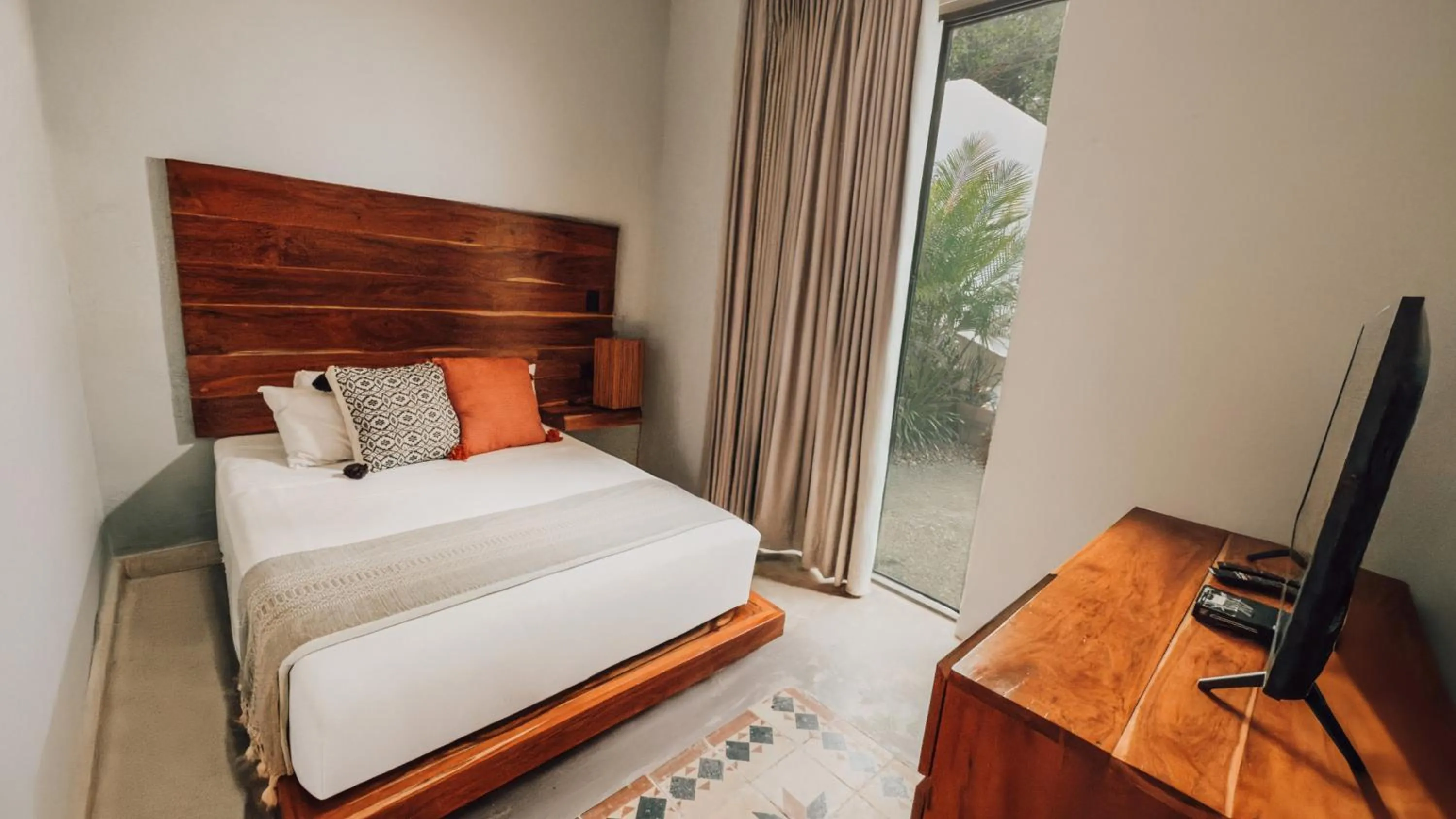 Bedroom, Bed in Hotel Unknown