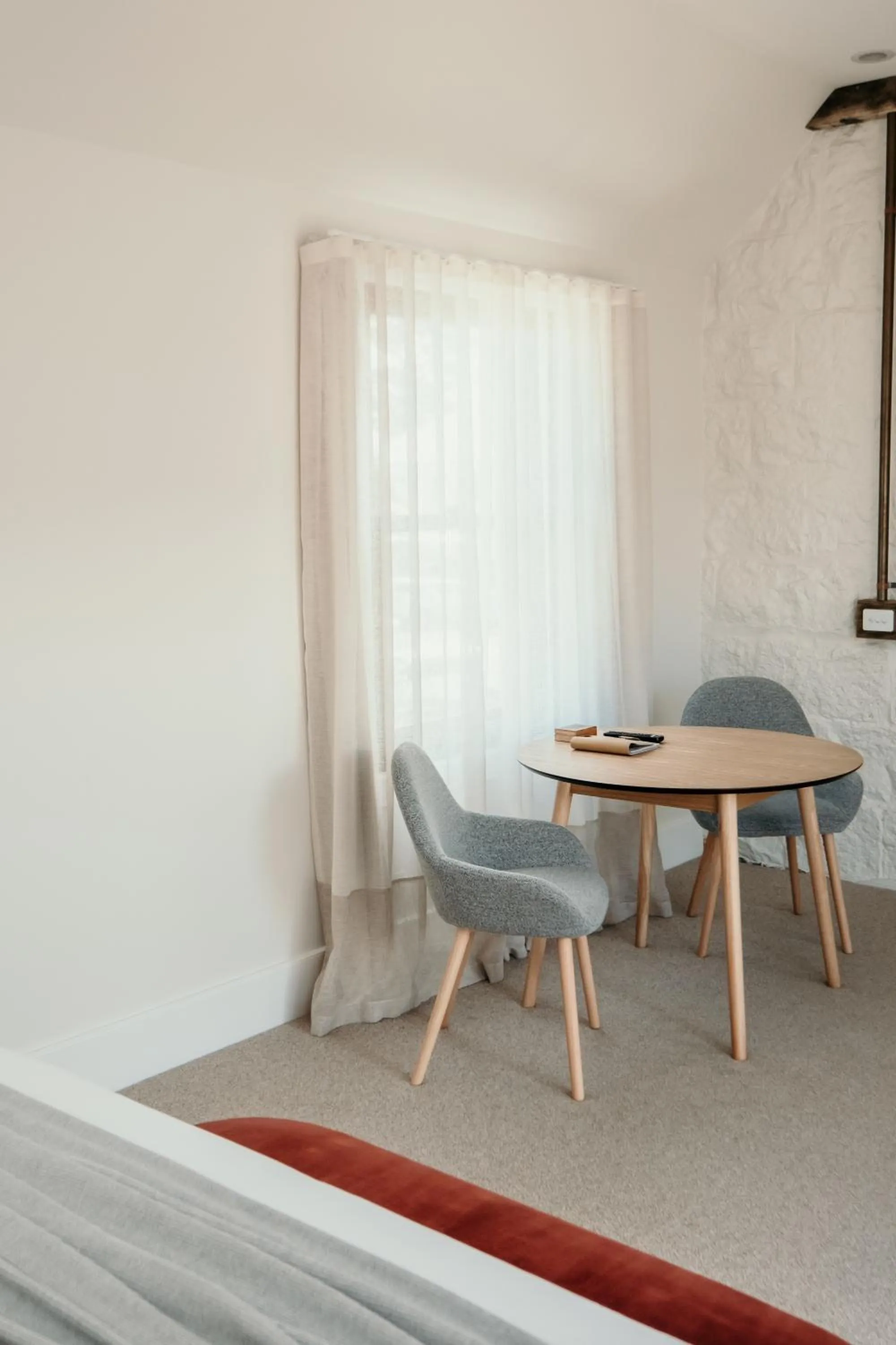 Seating area in The Oak & Anchor Hotel