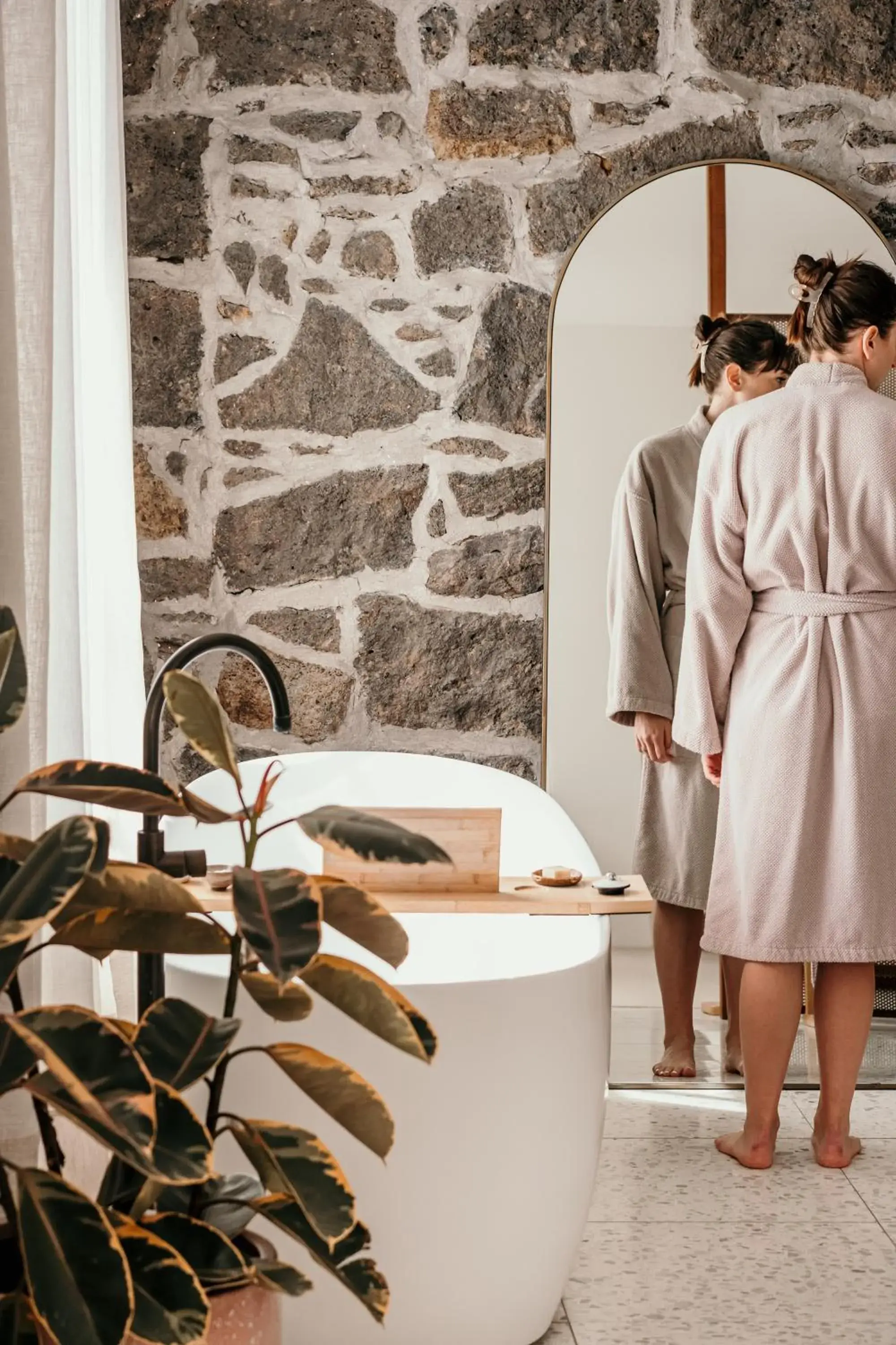 King Suite in The Oak & Anchor Hotel King Suite in The Oak & Anchor Hotel