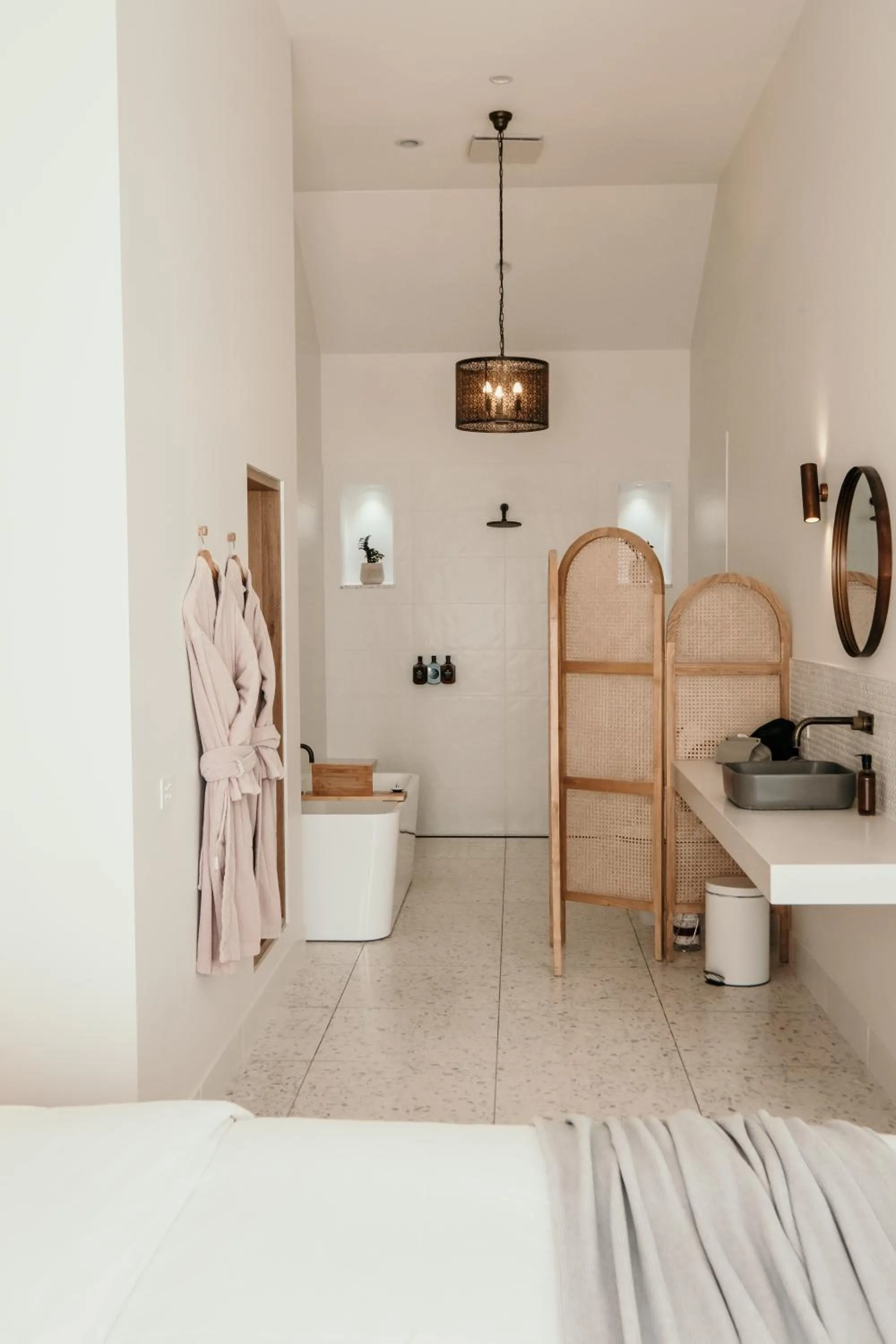 Toilet in The Oak & Anchor Hotel