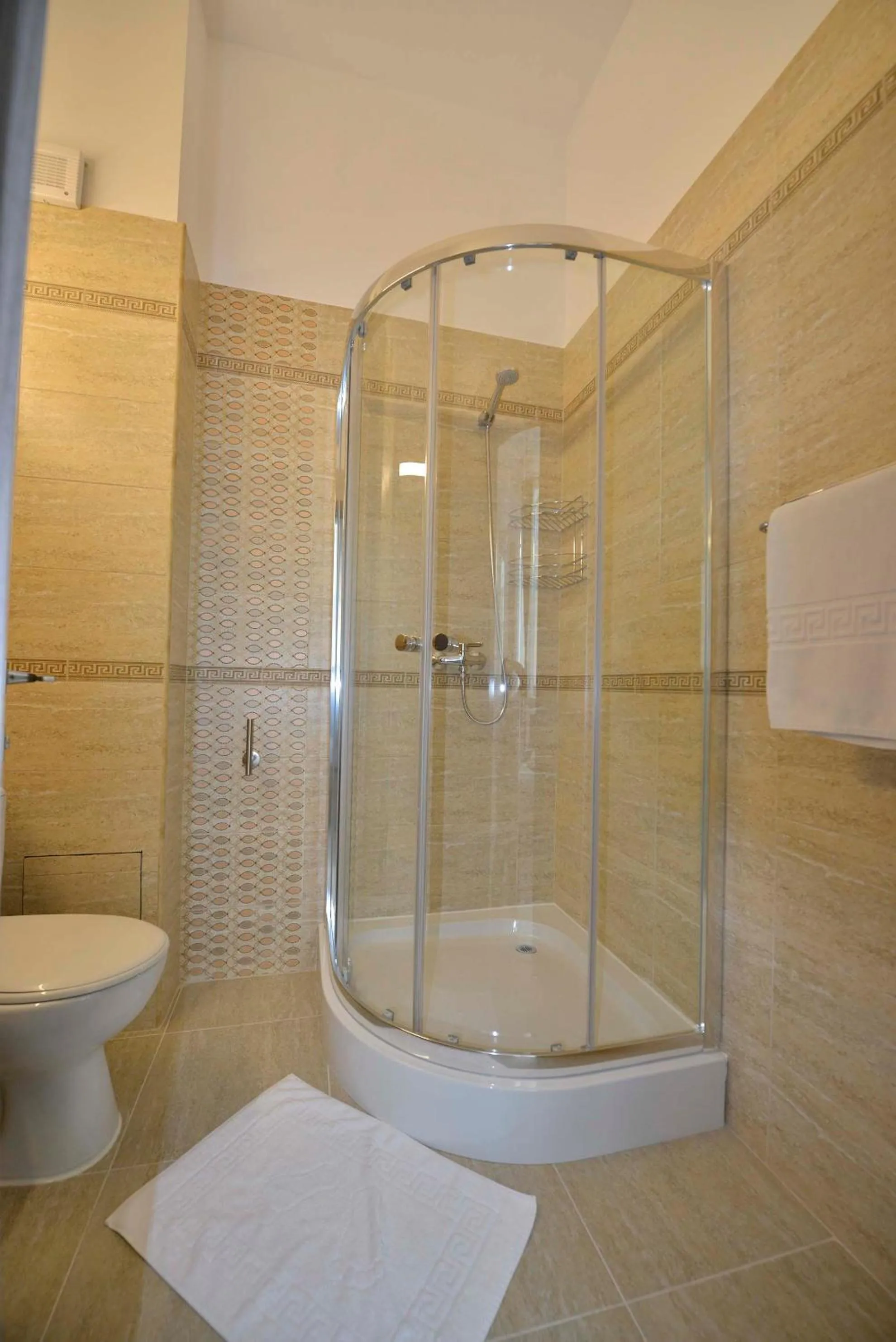 Shower in AMADEUS RESIDENCE