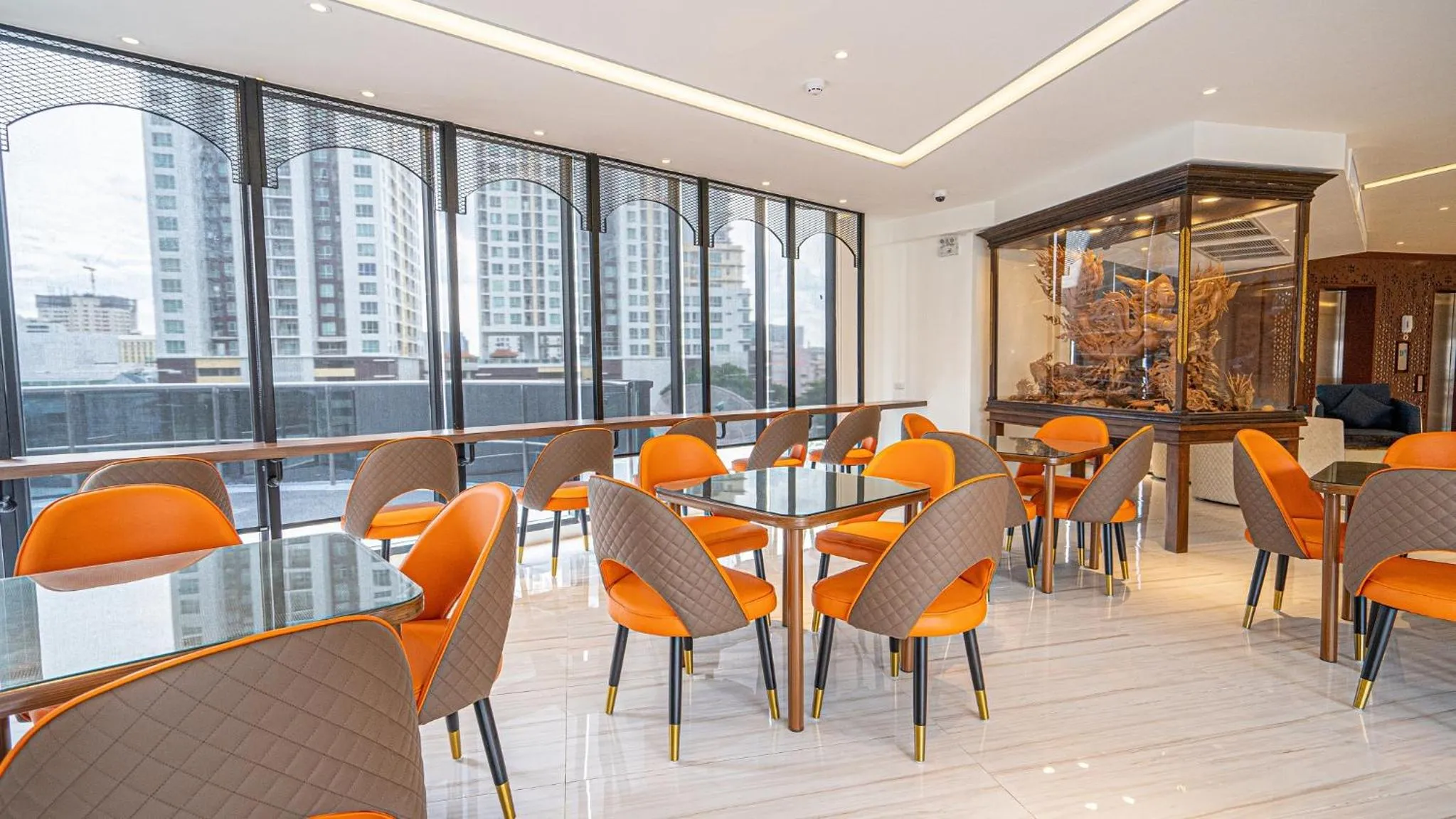 Restaurant/places to eat in Pannarai Hotel Bangkok-Pra tunam