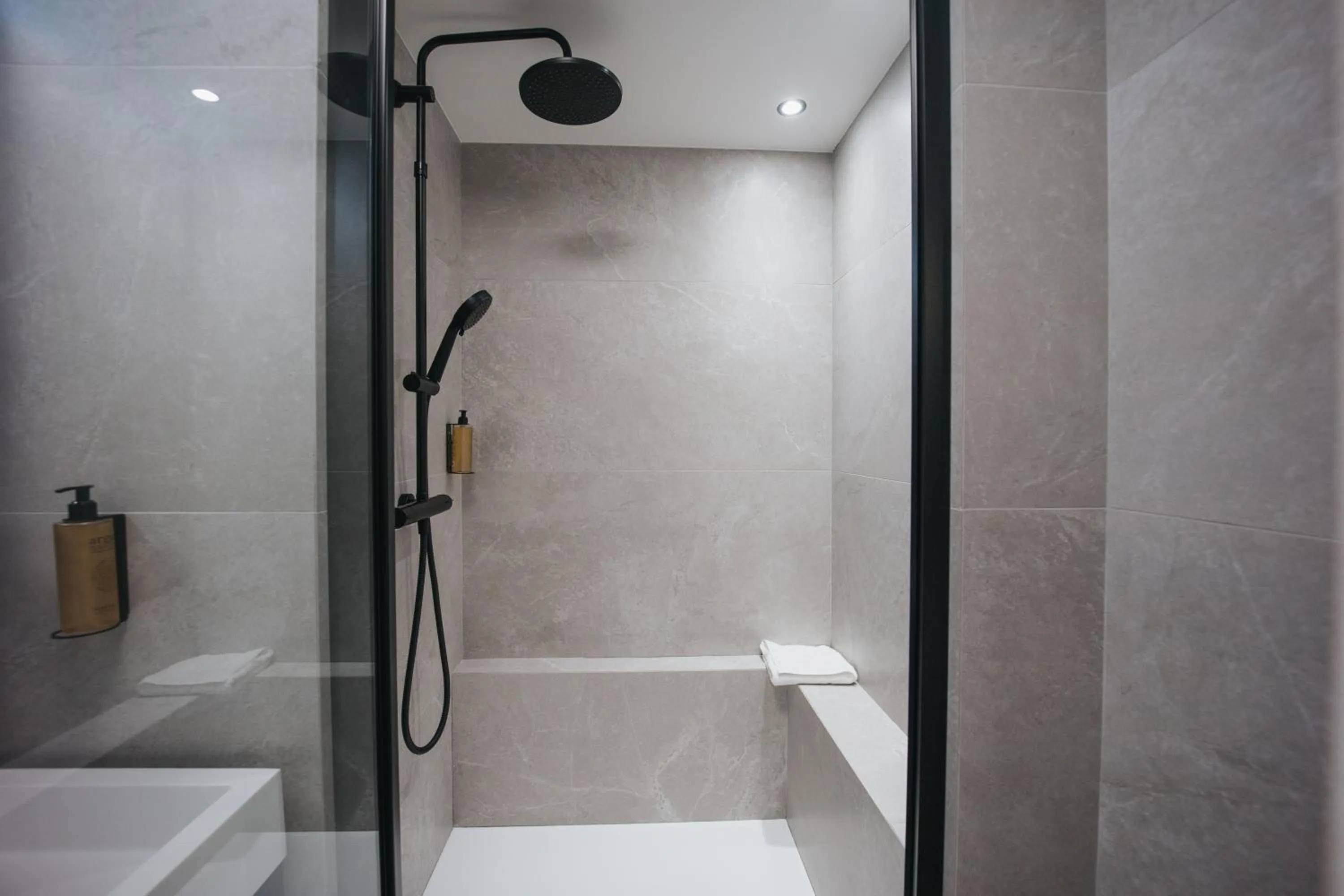 Bathroom in Le Drip's