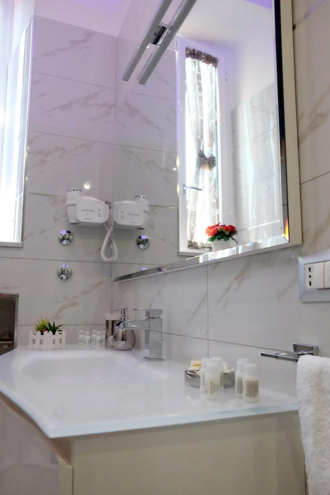 Bathroom in Elegance B&B