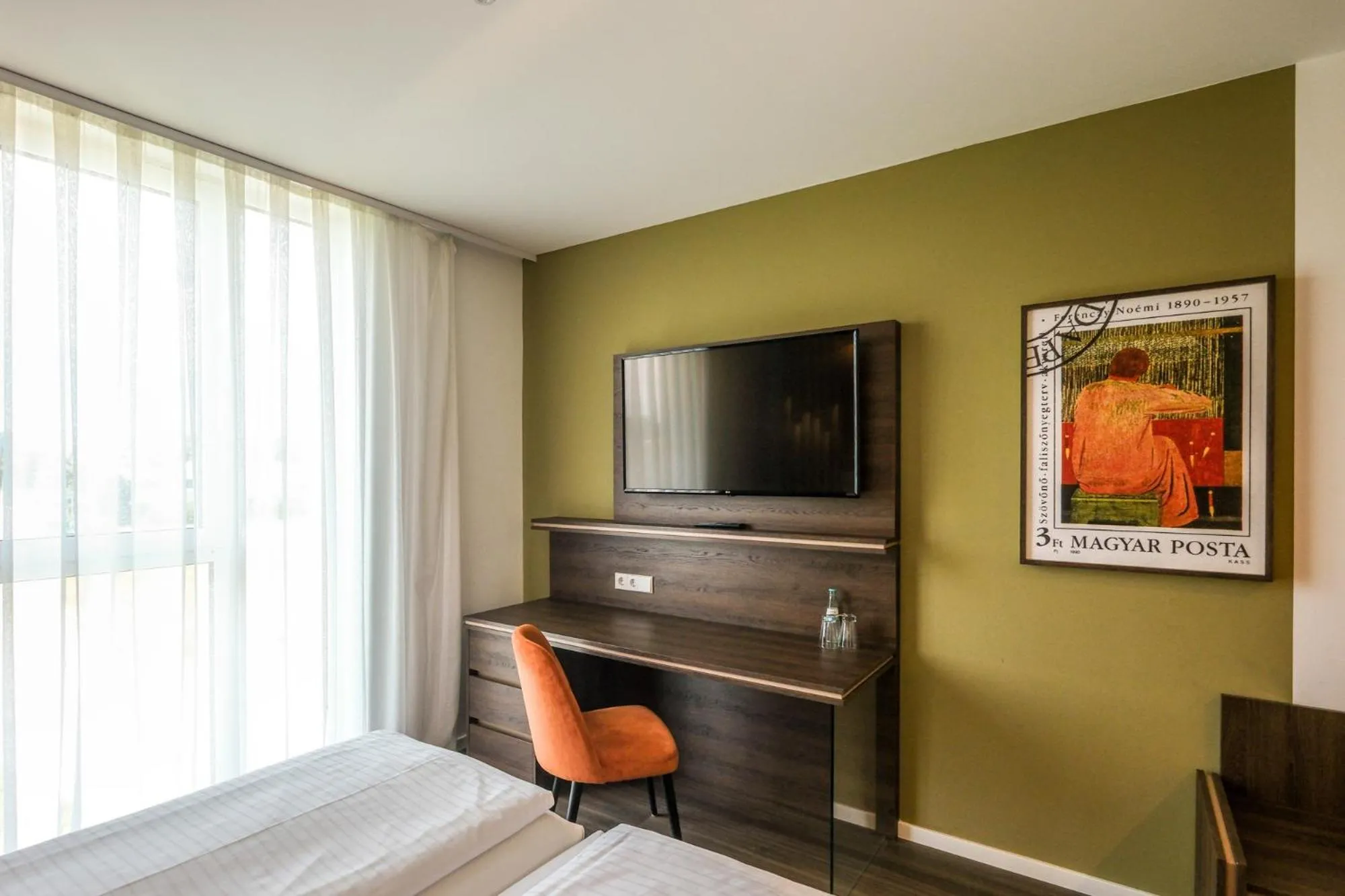 Photo of the whole room in Tools Hotel Laichingen