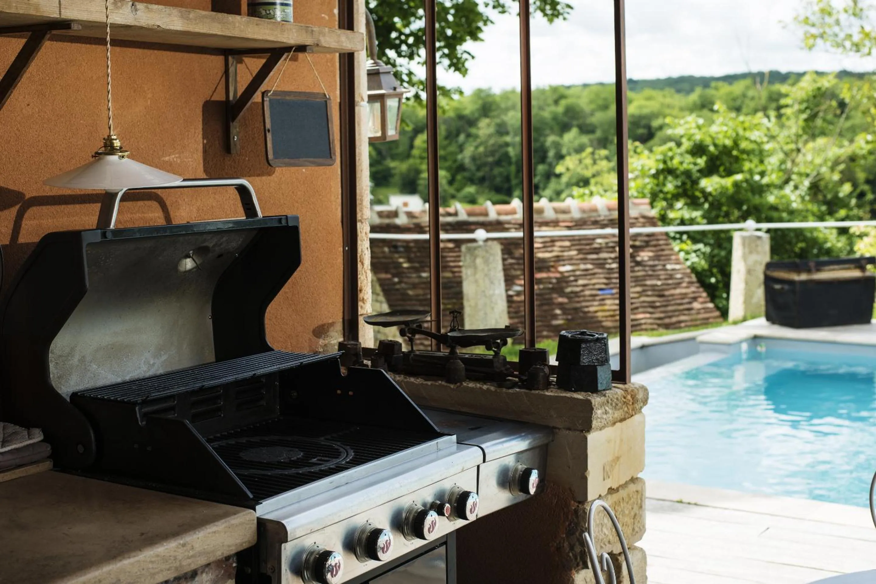 Pool view in Le Domaine des Carriers