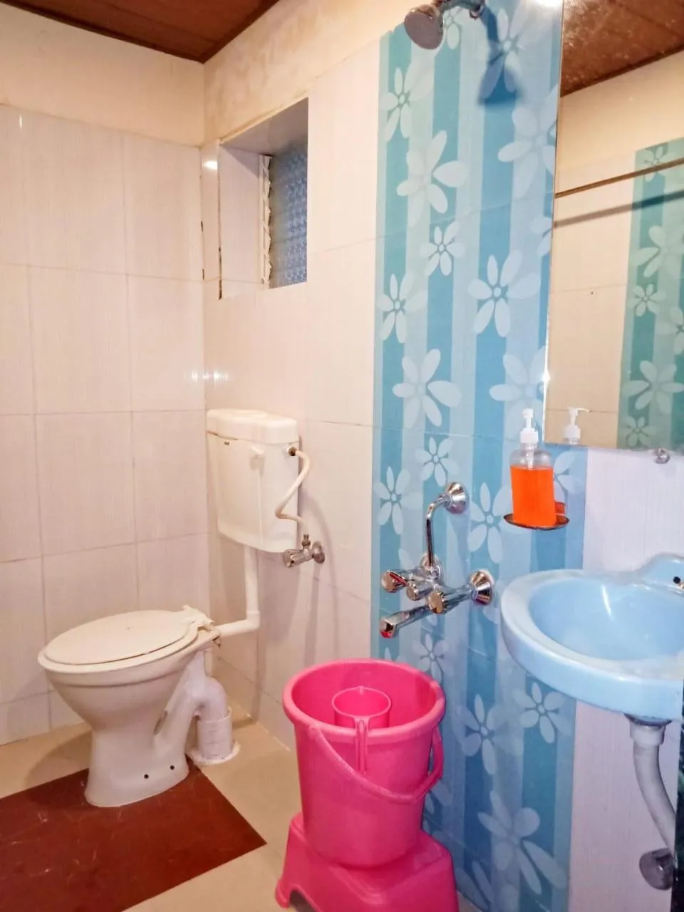 Shower in Shivneri Valley Escape Hotel - A Scenic Valley View Hotel in Mahabaleshwar