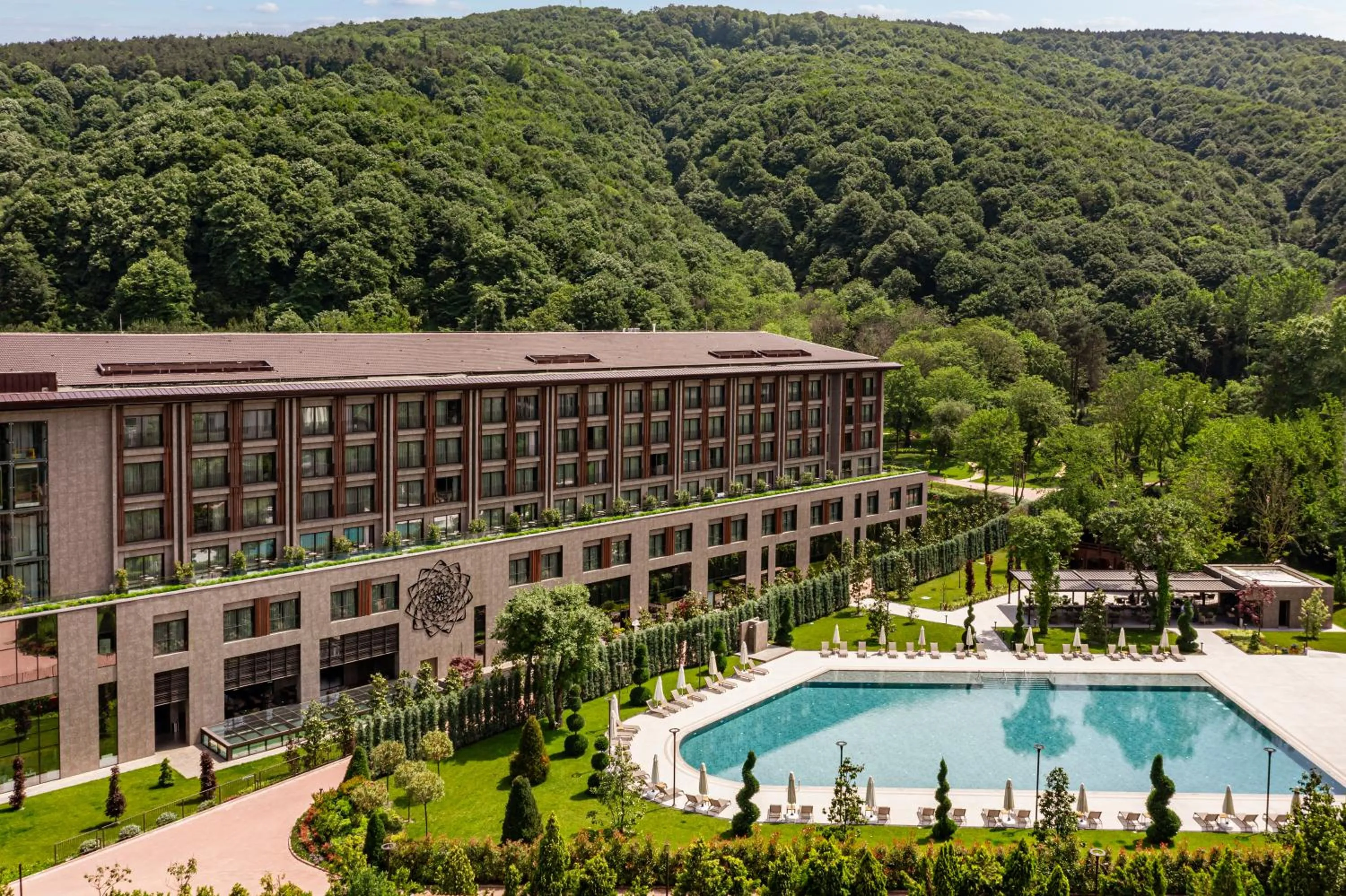 Property building in NG Enjoy