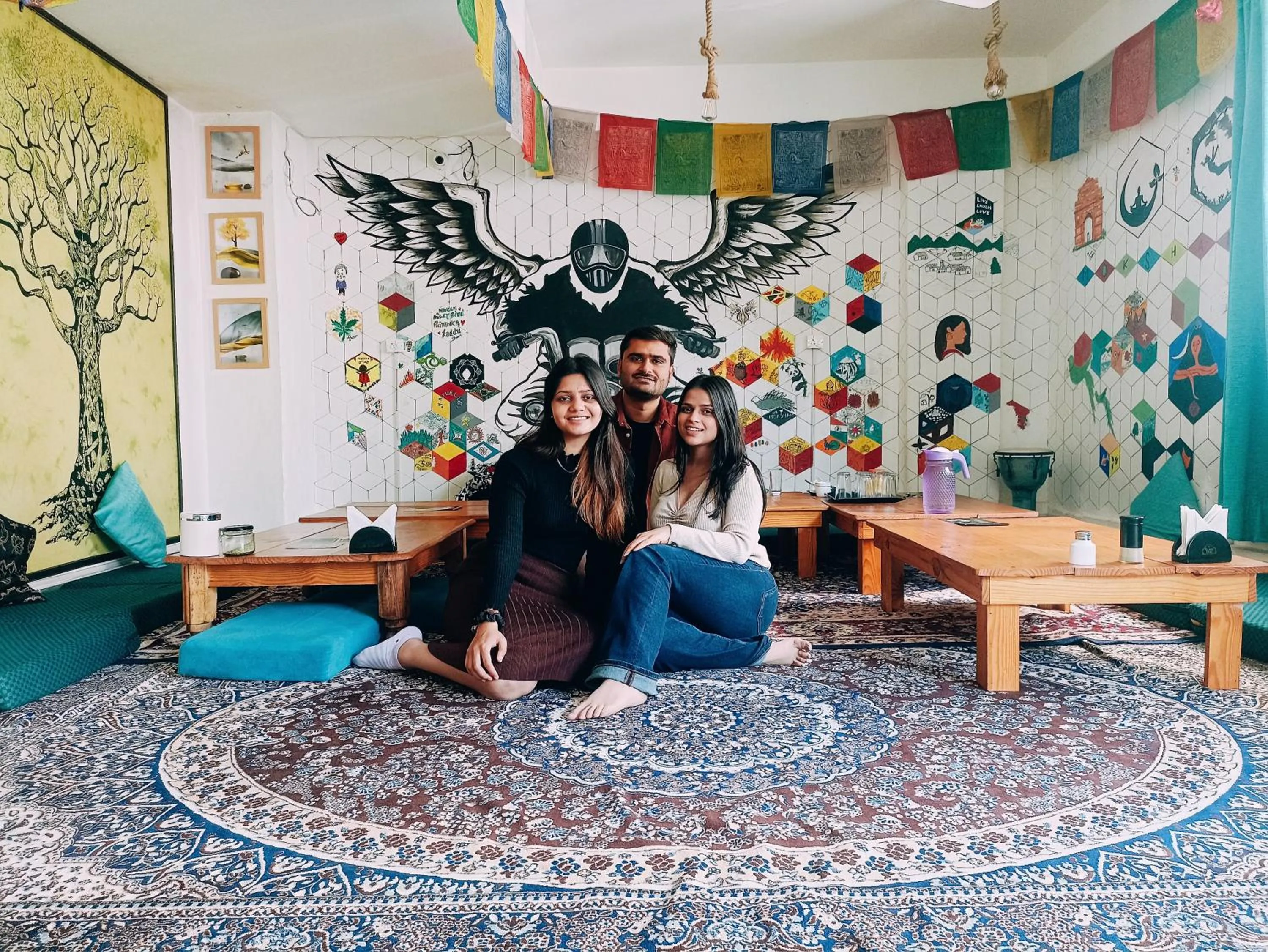 Restaurant/places to eat in Hotel The Moksham