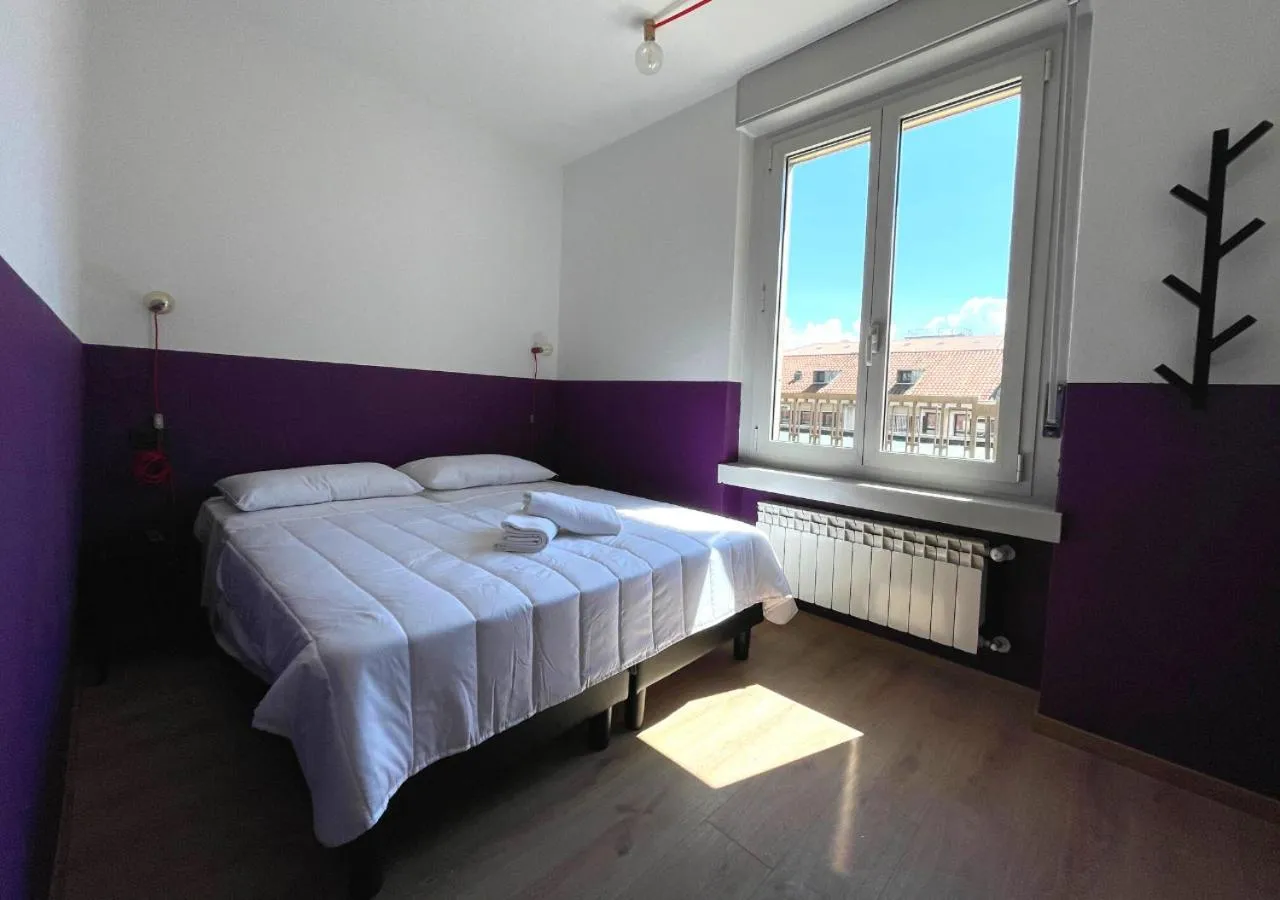 Bed in Hotello Trieste