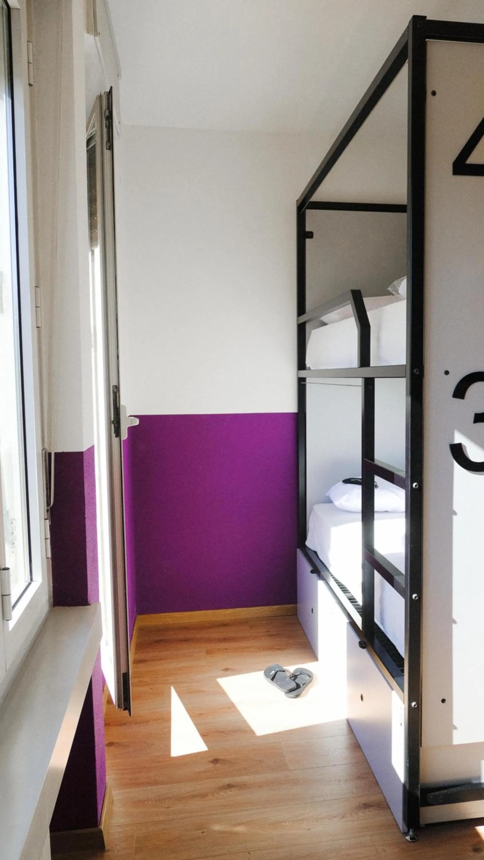 Bed in Hotello Trieste