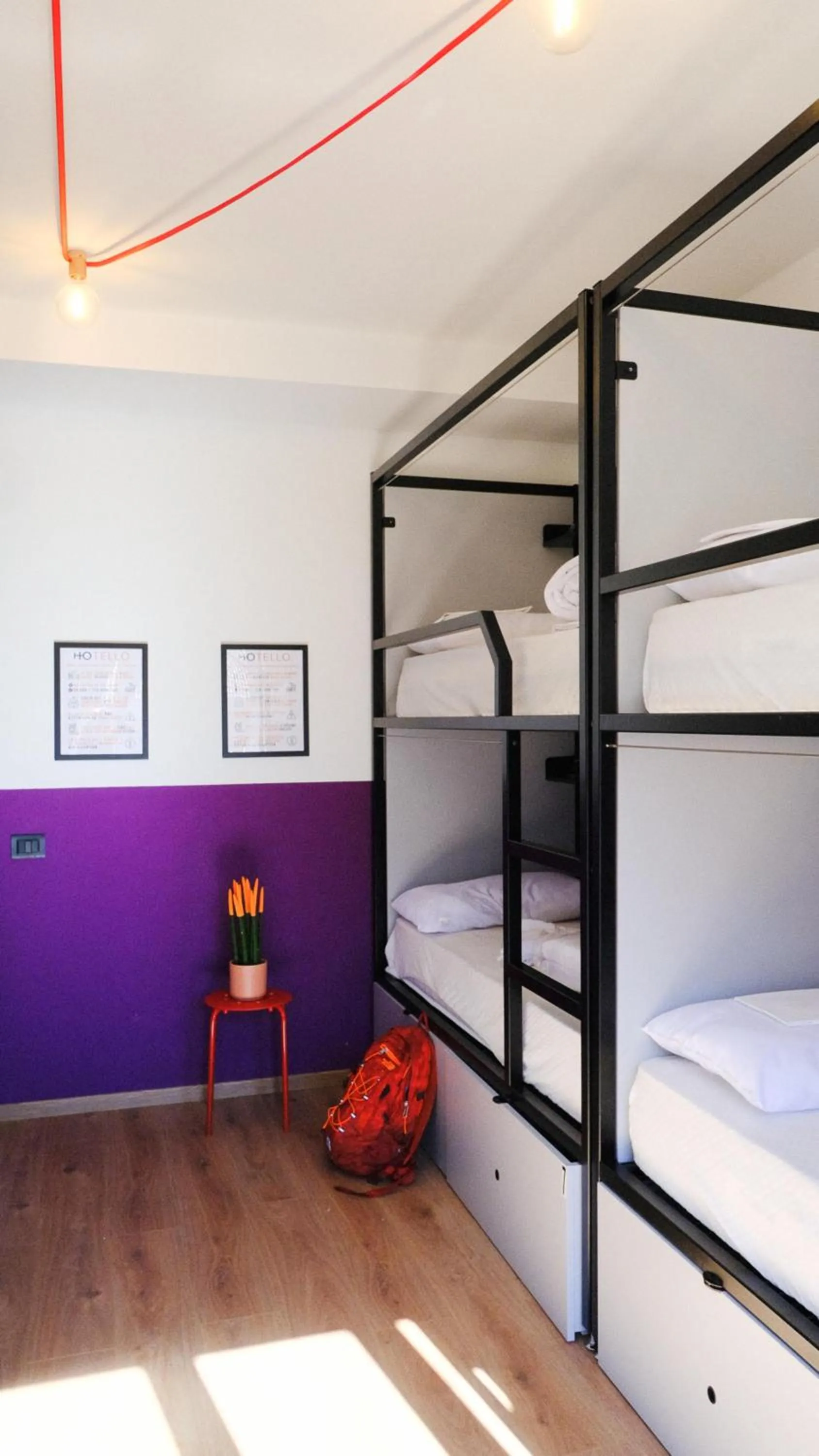 Bed in Hotello Trieste