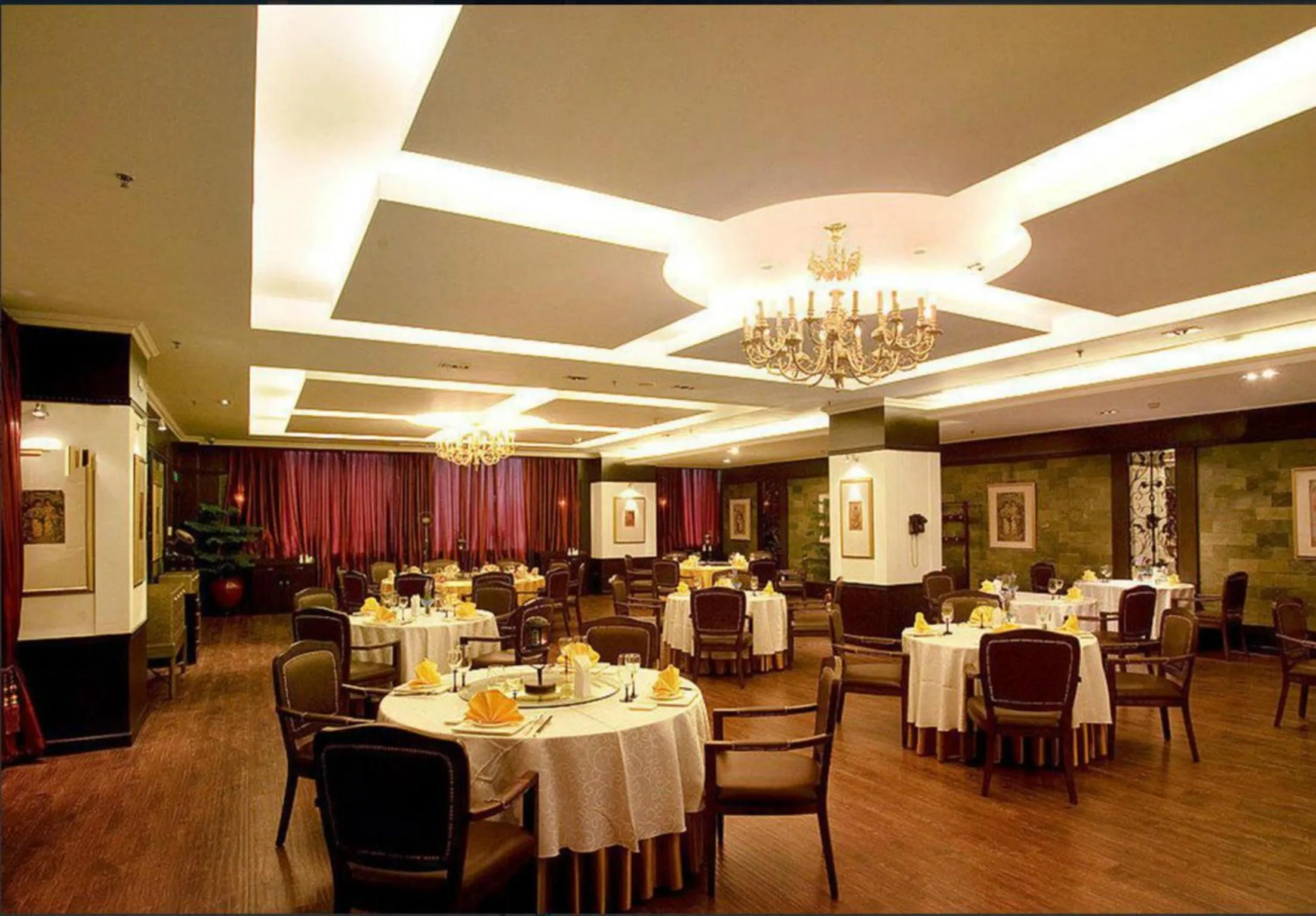 Restaurant/places to eat in Jinjiang Fuyuan Hotel