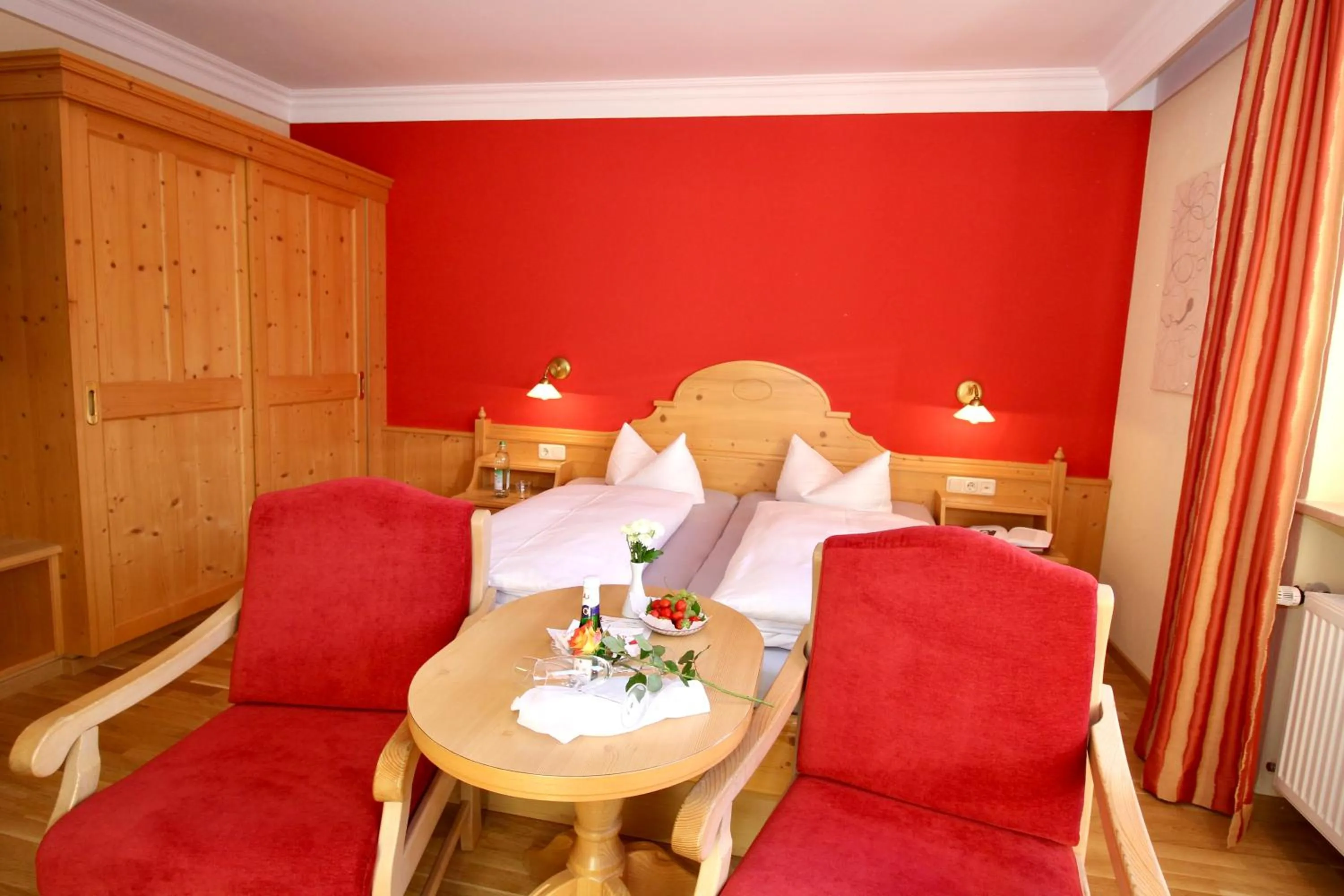 Photo of the whole room in Kleines Hotel Edeltraud