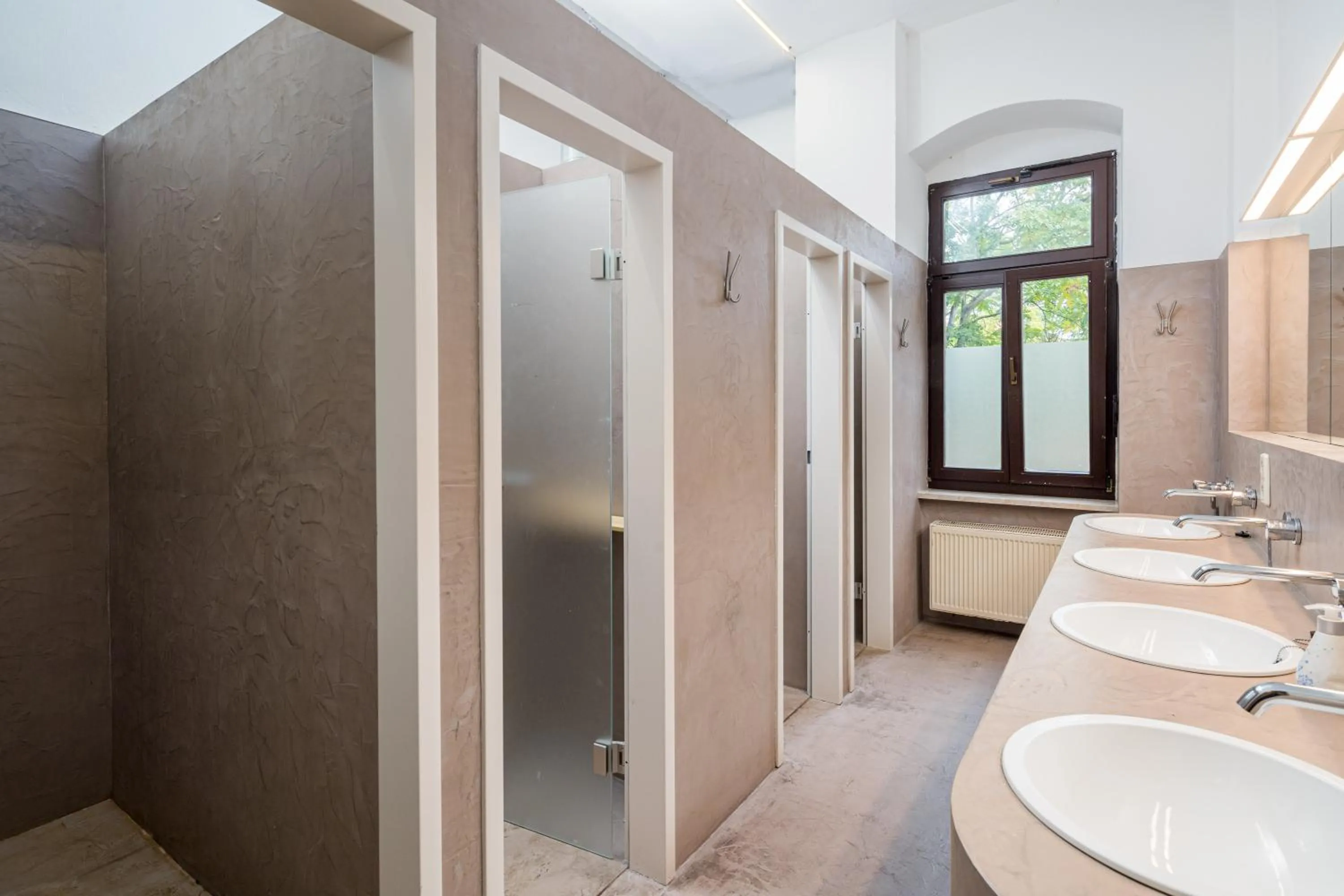 Bathroom in Hostel Mondpalast