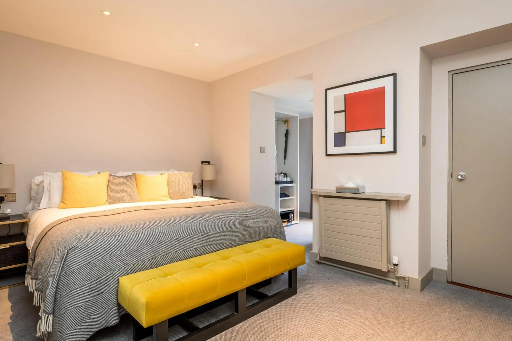 Bedroom, Bed in Number 31