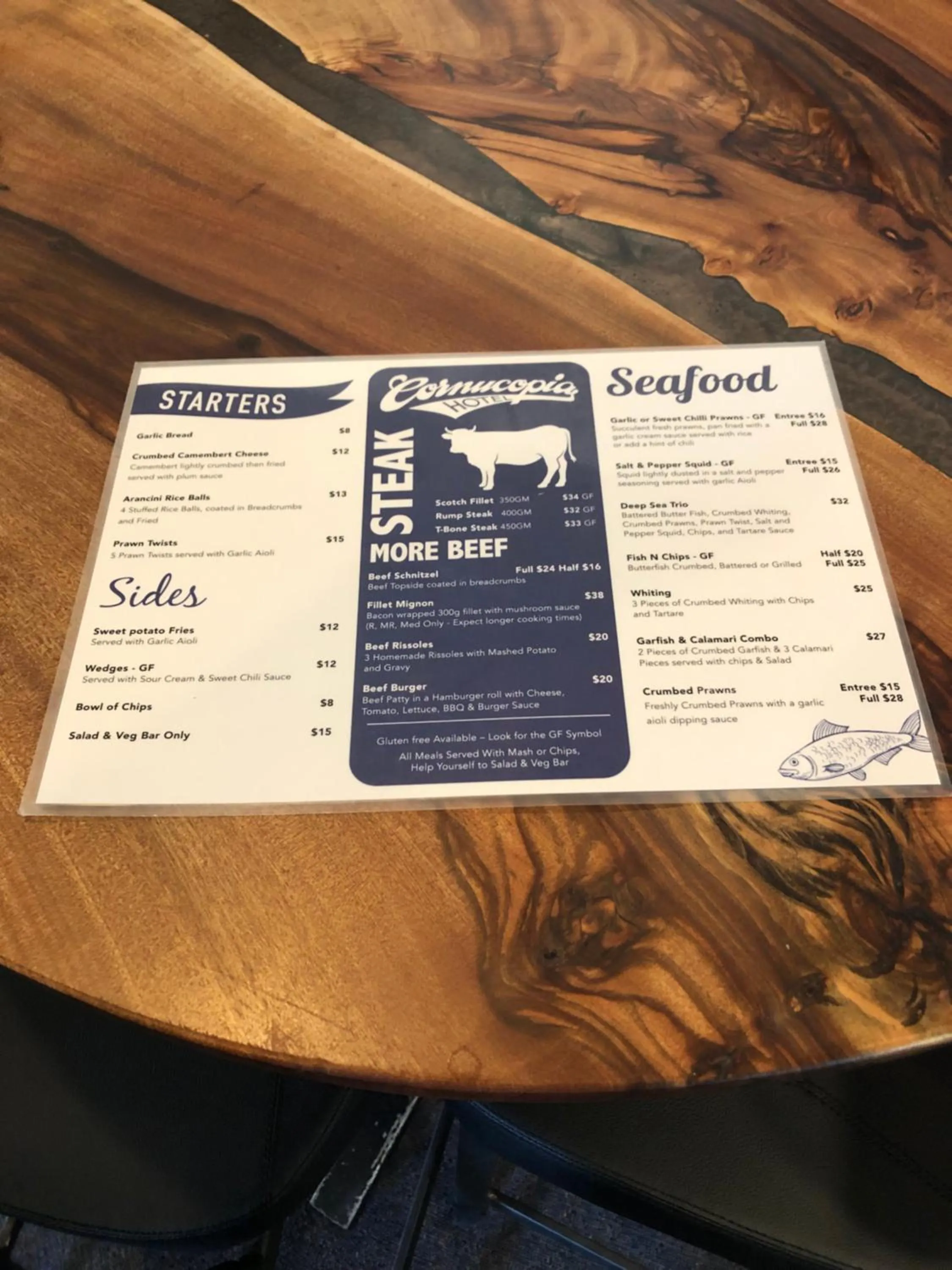 Food and drinks in Cornucopia hotel