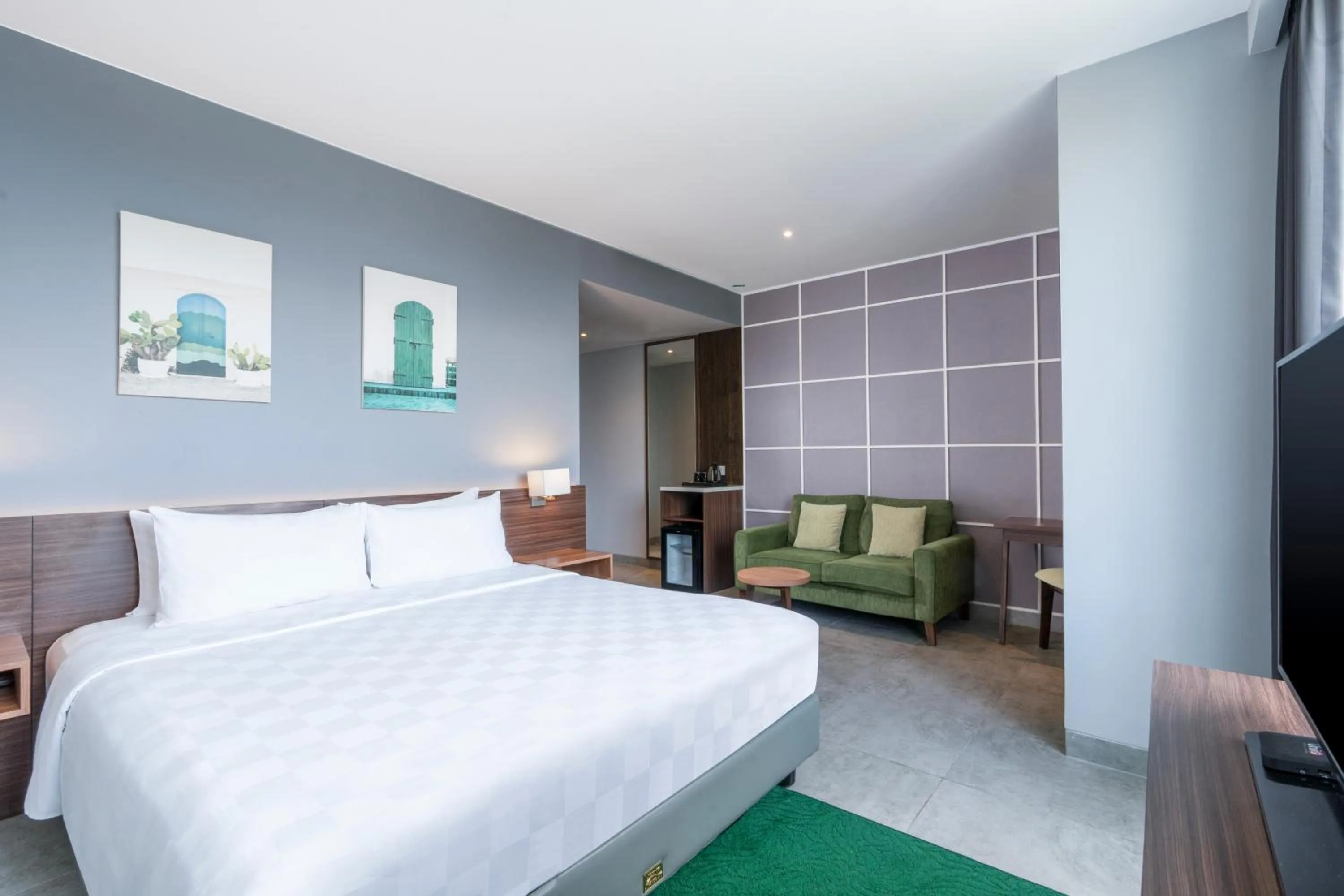 Bedroom, Bed in Swiss-Belinn Bogor