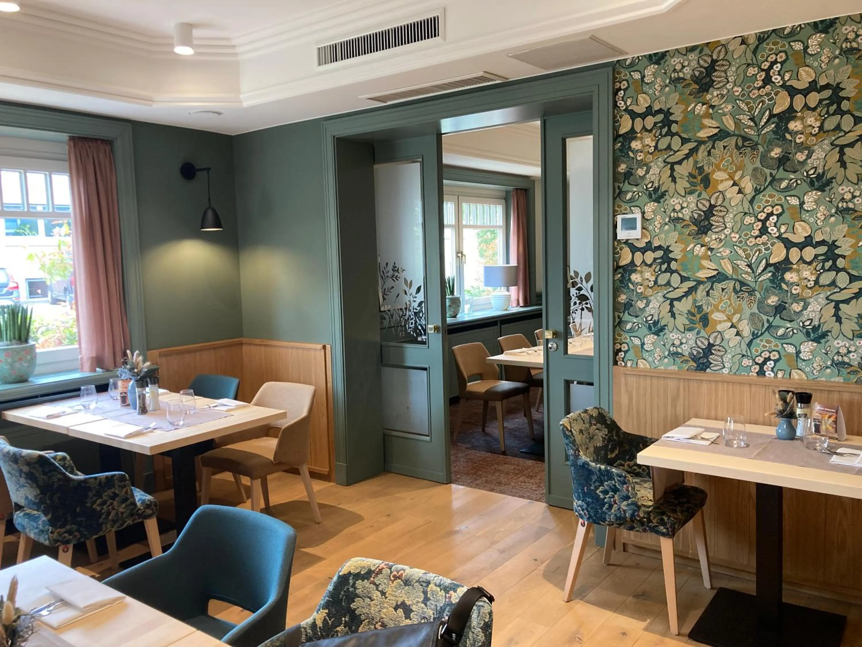 Restaurant/places to eat in Hotel Paulsen