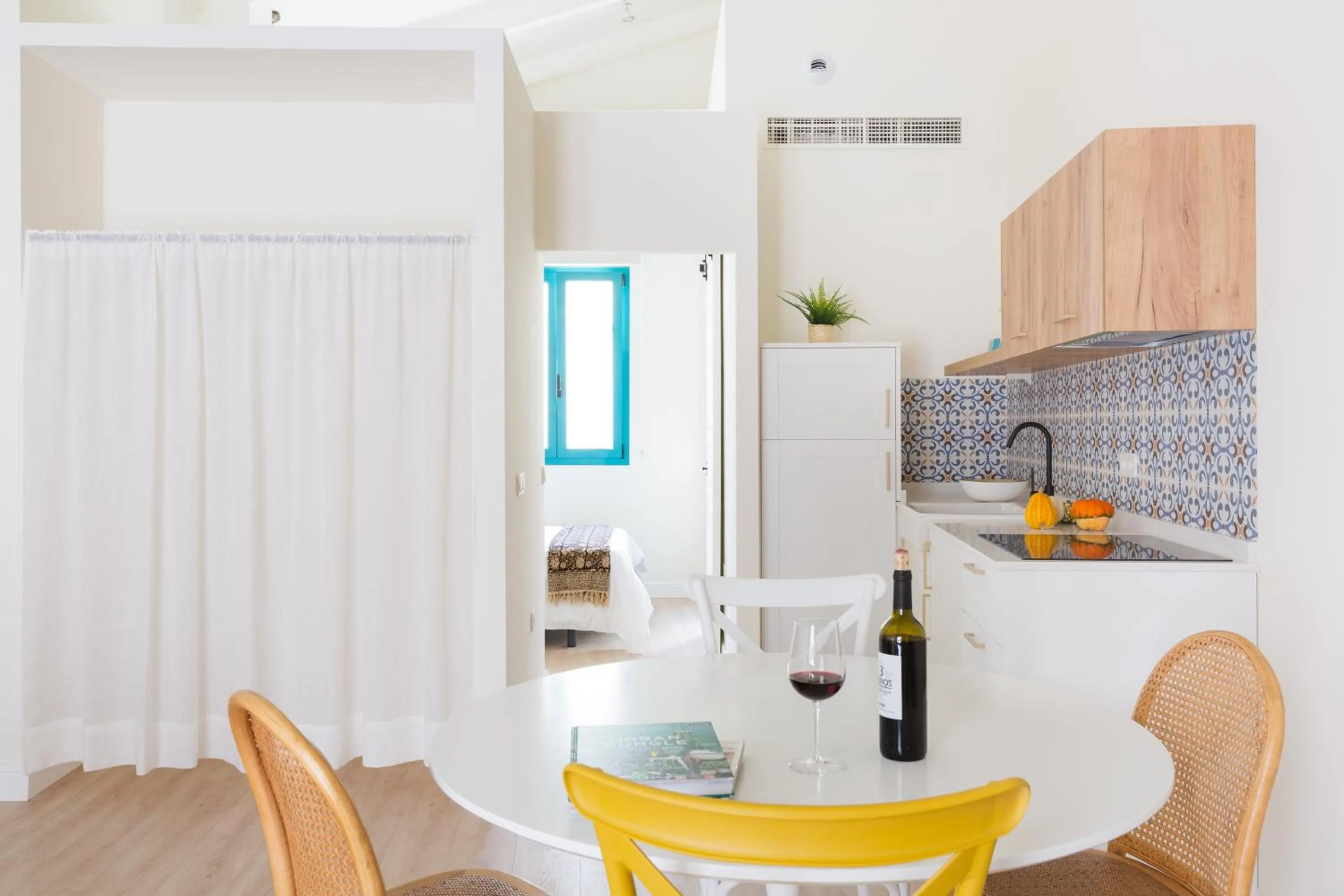 Kitchen or kitchenette in Atenea Malaga Apartments