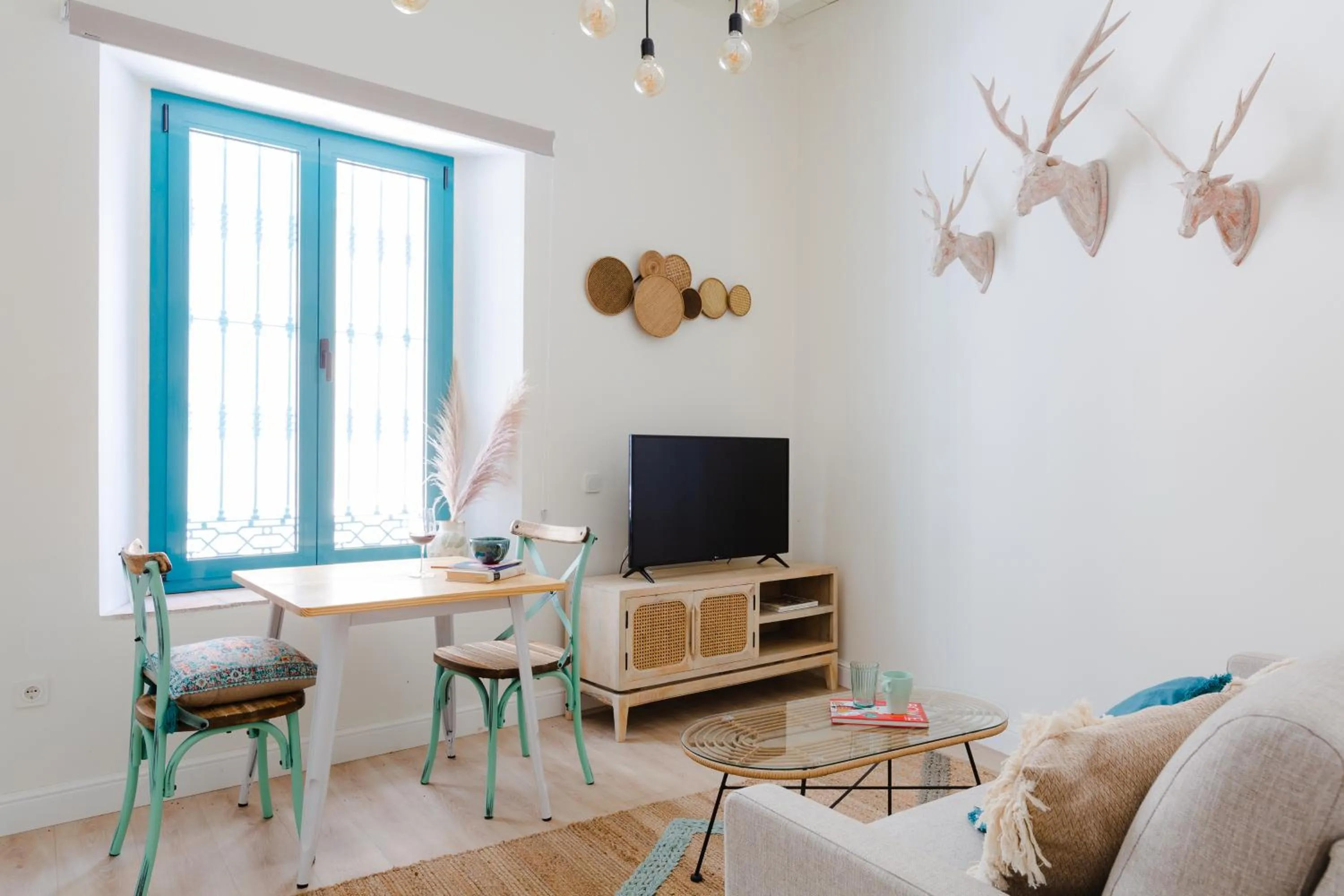 Communal lounge/ TV room in Atenea Malaga Apartments