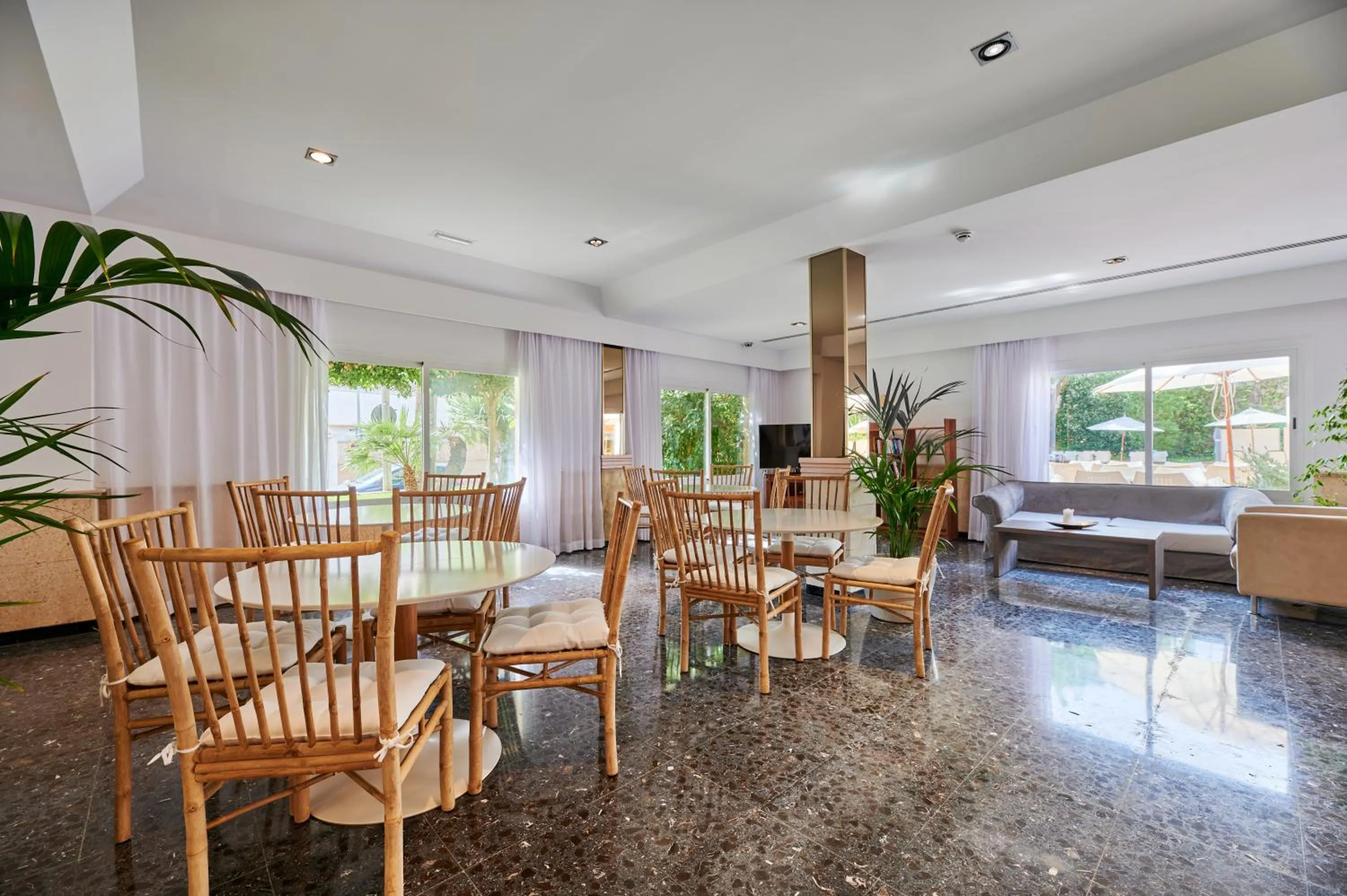 Lobby or reception in Oberoy - Adults Only