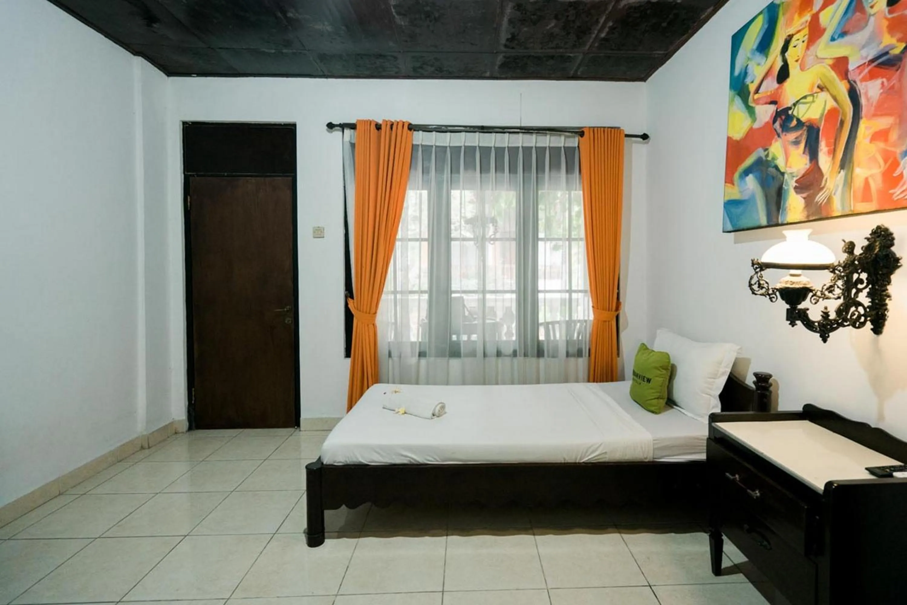 Bed in Urbanview Hotel Ananda Beach Sanur