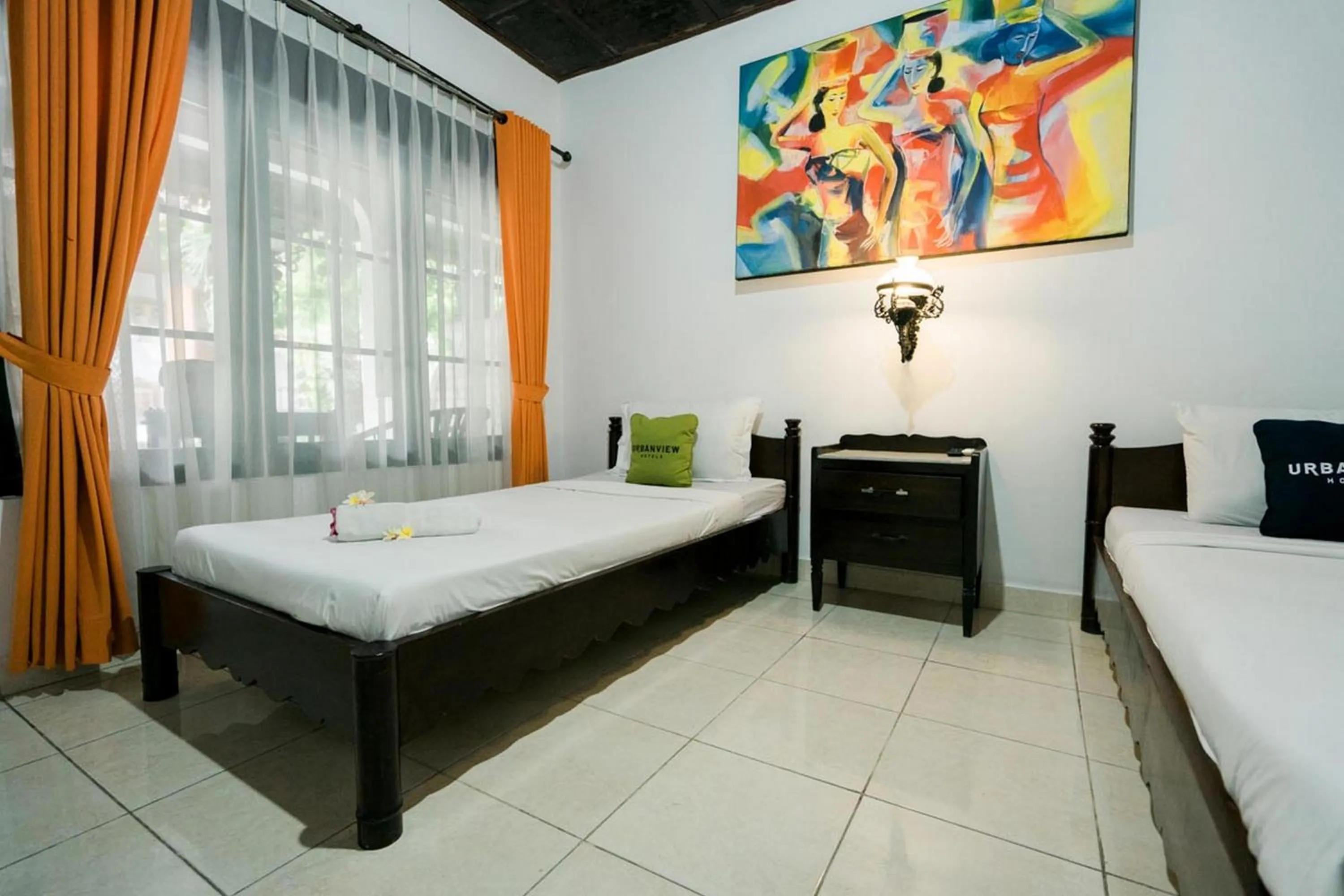 Bed in Urbanview Hotel Ananda Beach Sanur
