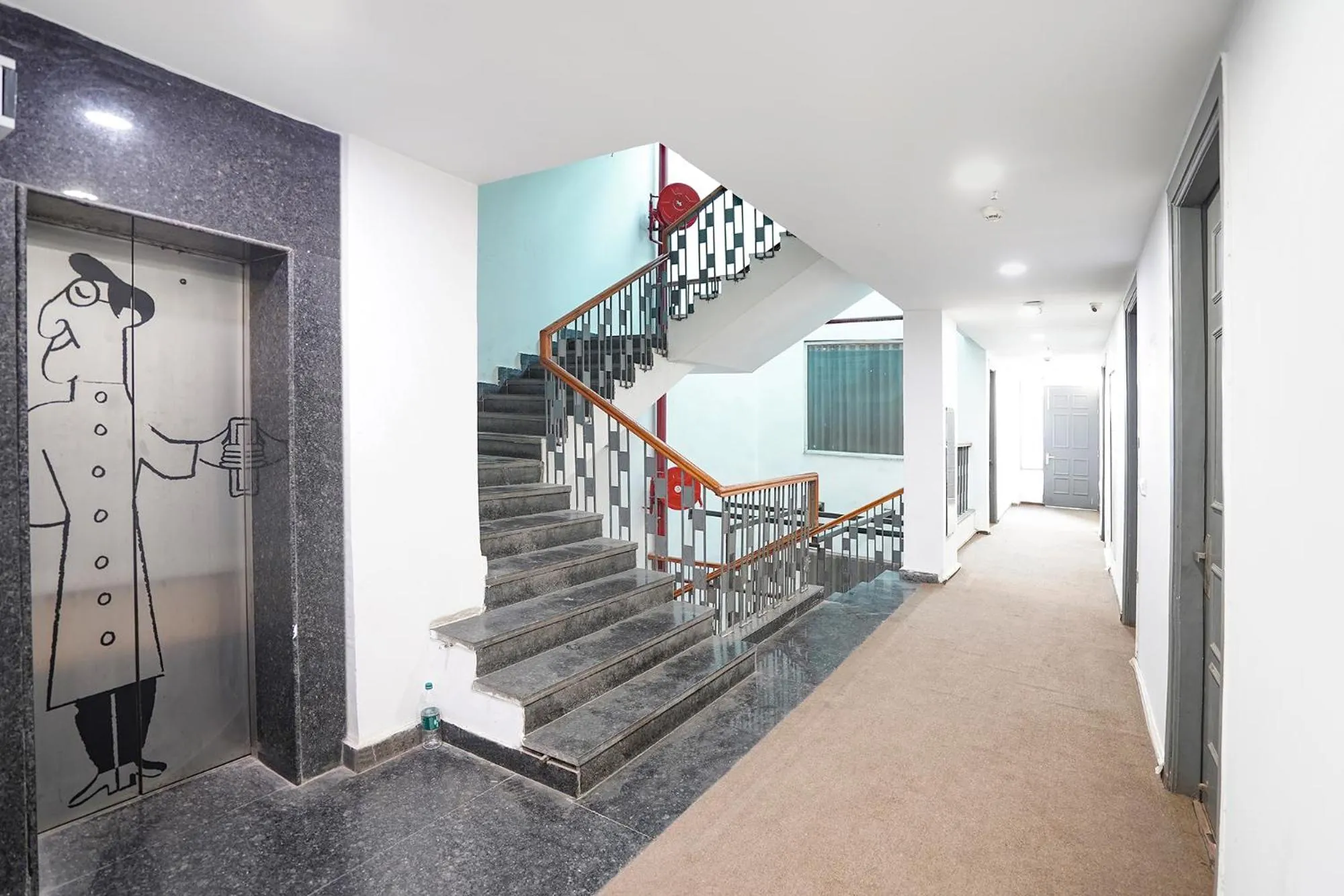 Lobby or reception in FabHotel Royale 30