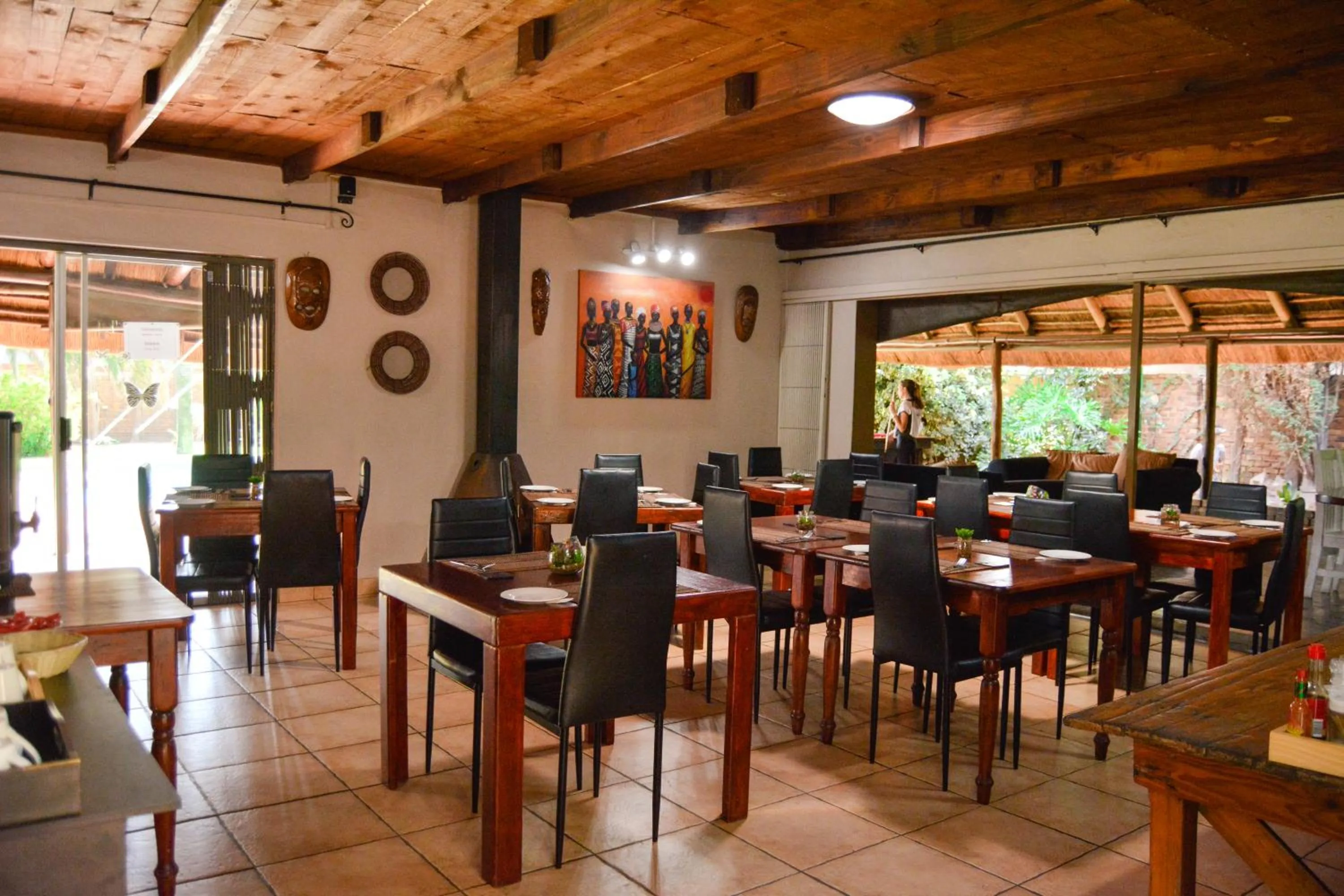 Lounge or bar in Aero Airport Lodge