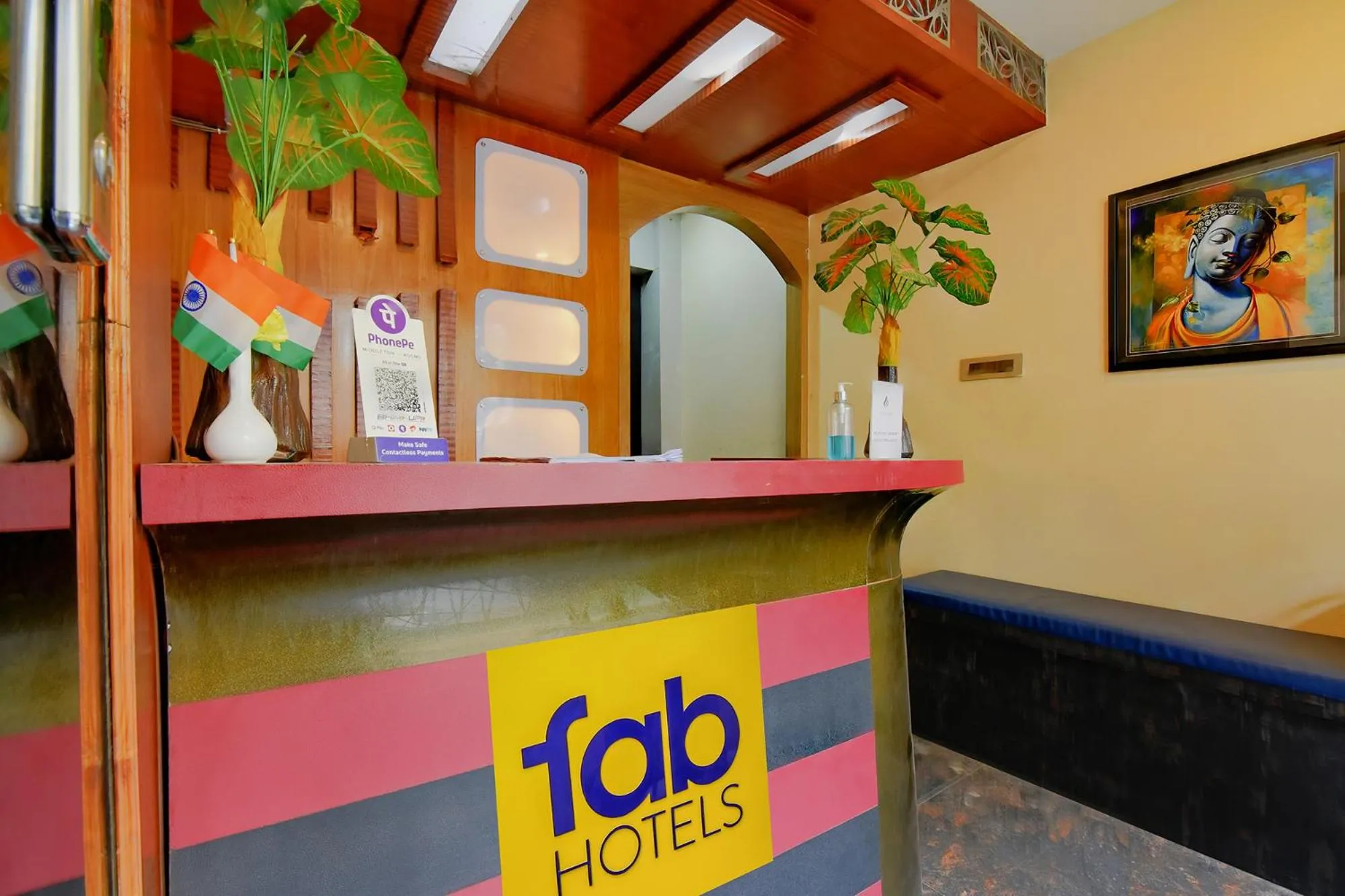 Lounge or bar in FabHotel Middleton Desire - Nr Niladri Vihar Square
