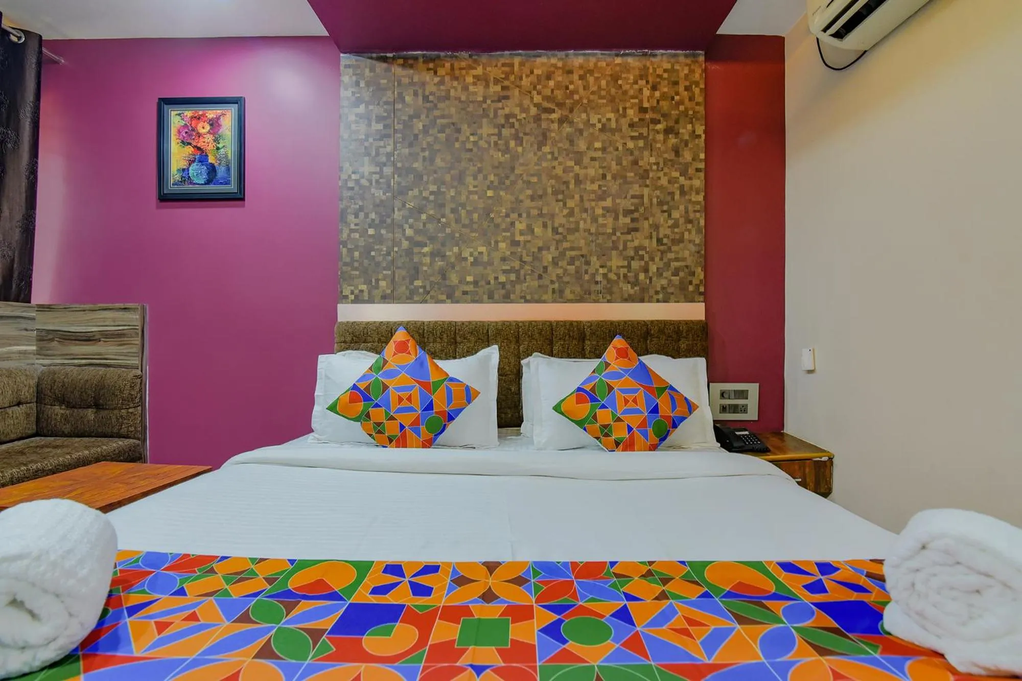 Bed in FabHotel Middleton Desire - Nr Niladri Vihar Square