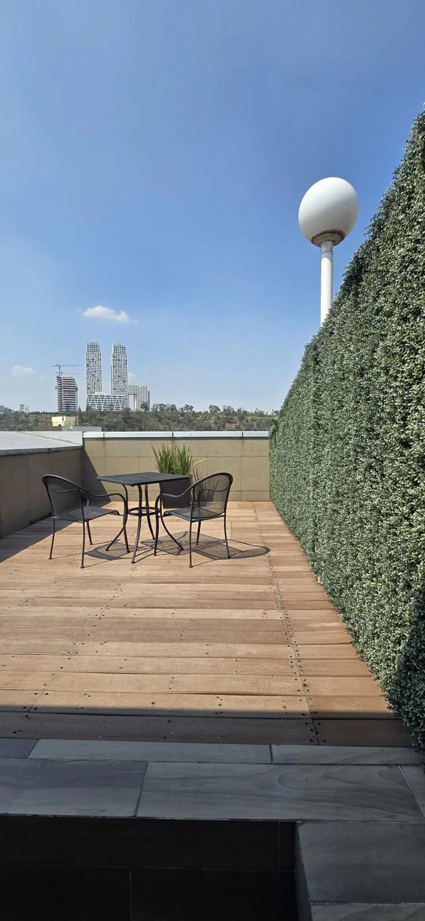 Living room in Ramada by Wyndham Mexico City Santa Fe