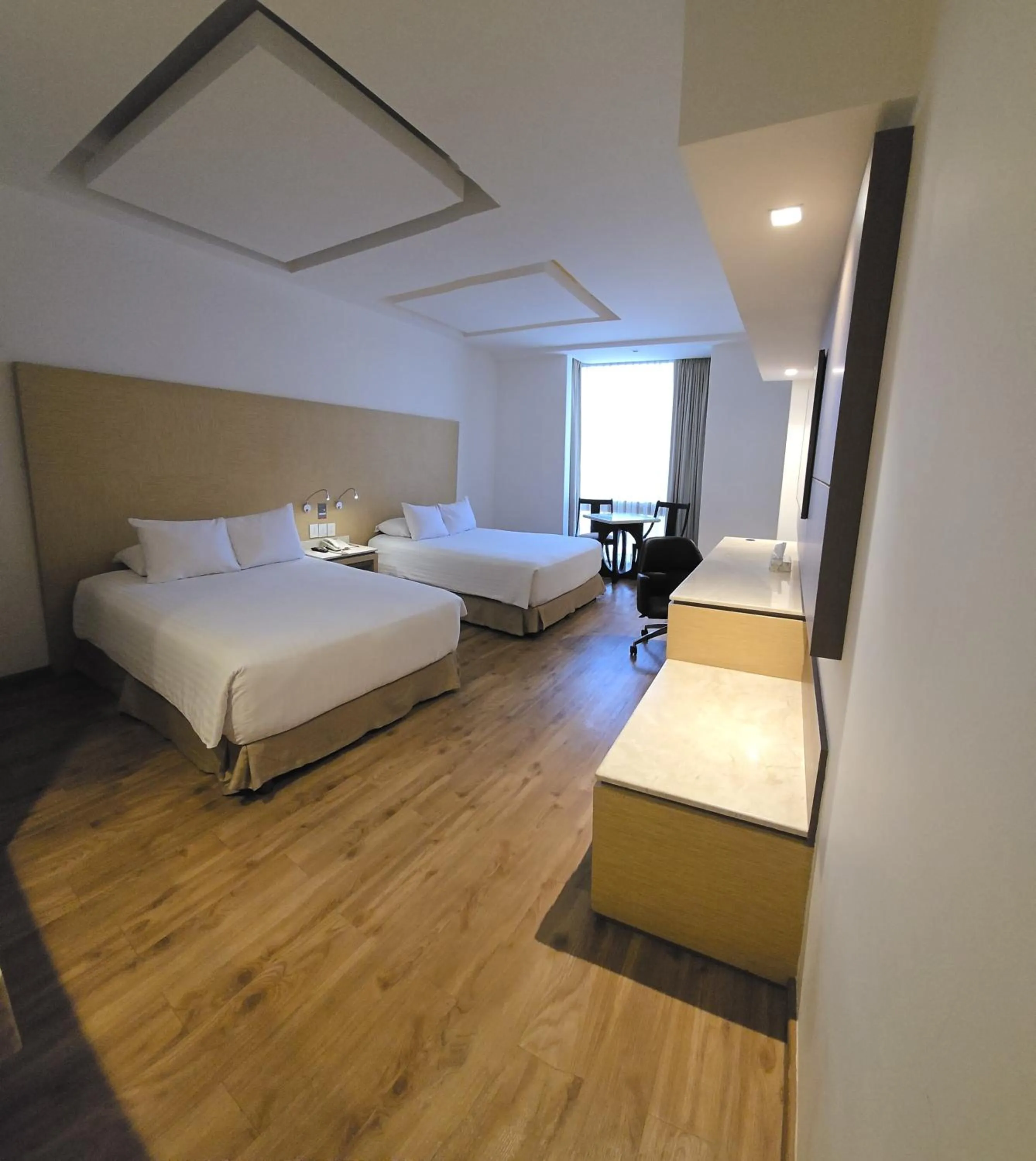 Photo of the whole room, Bed in Ramada by Wyndham Mexico City Santa Fe