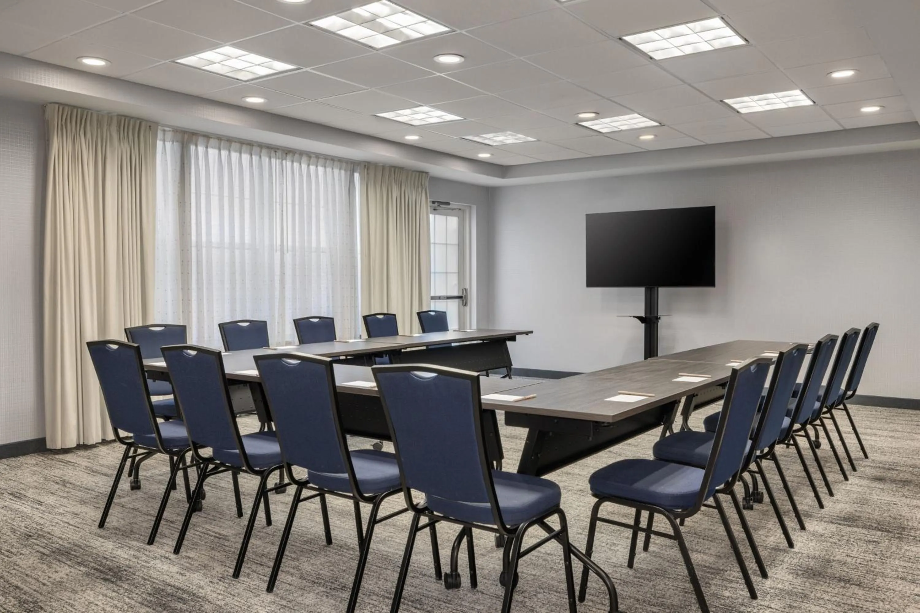 Meeting/conference room in Residence Inn by Marriott Long Island Islip/Courthouse Complex