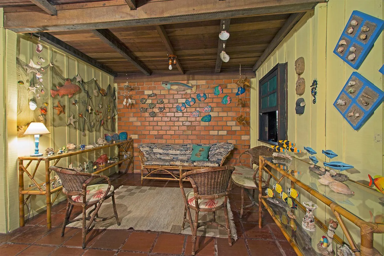 Communal lounge/ TV room in Hotel Pousada Praia do Farol