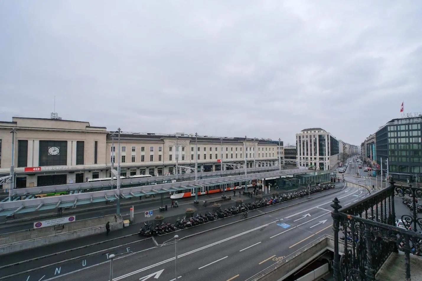 City view in Hotel Les Arcades