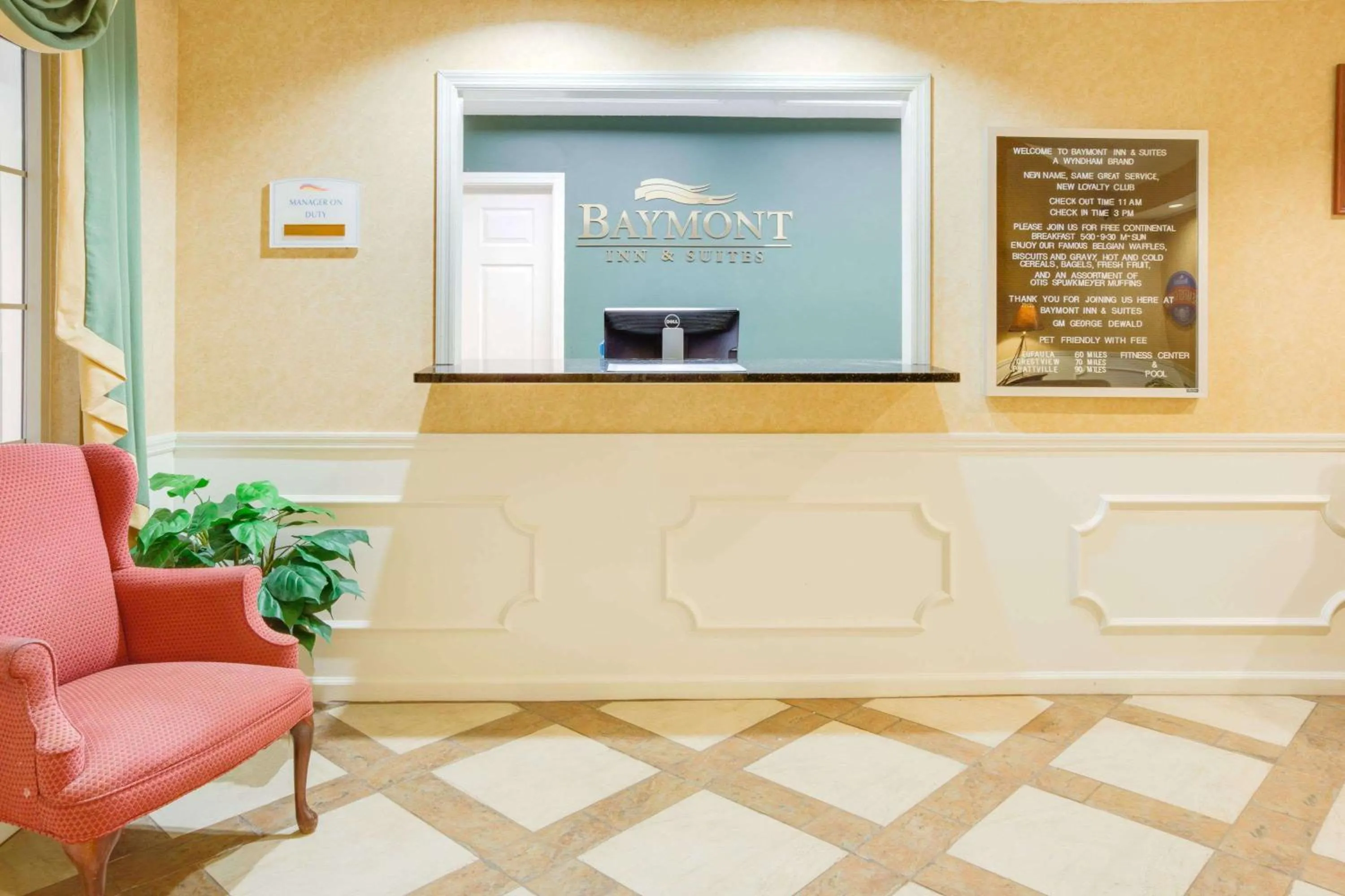 Lobby or reception in Baymont by Wyndham Ozark