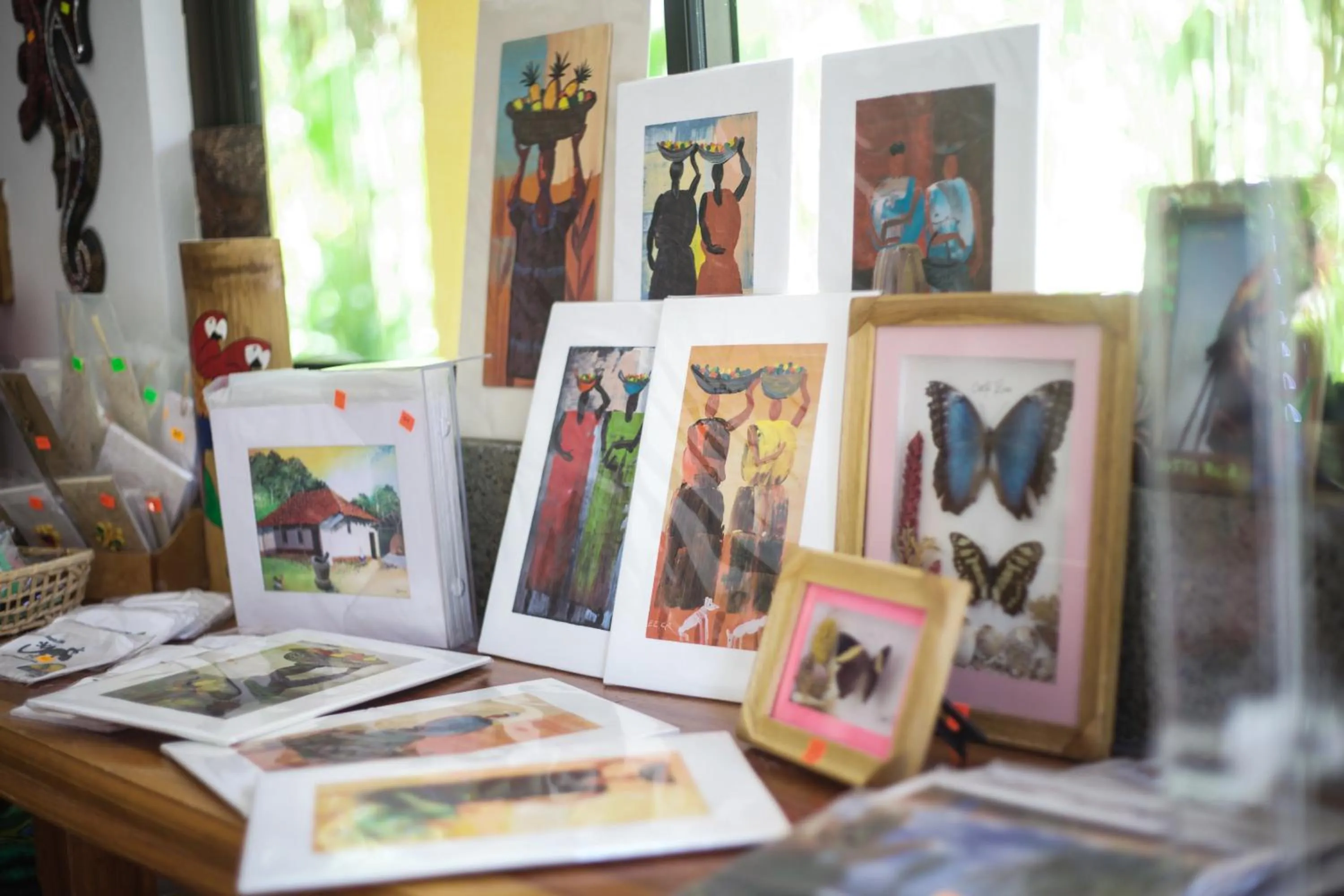 Decorative detail in Hotel Playa Espadilla & Gardens