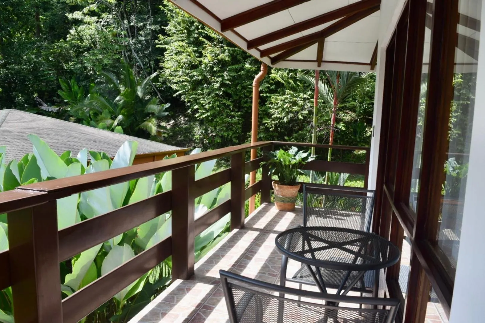Balcony/Terrace in Hotel Playa Espadilla & Gardens