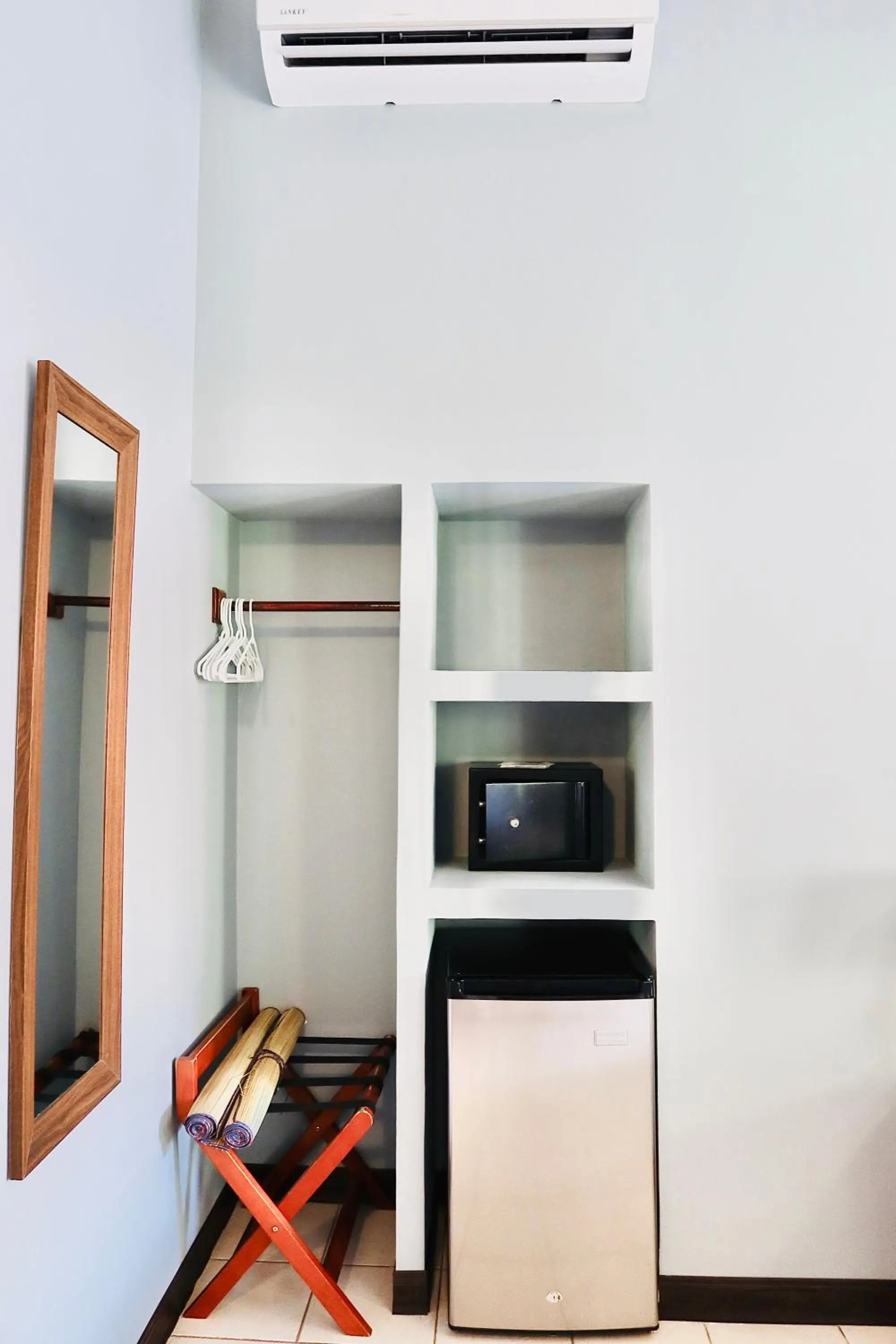 safe in Hotel Playa Espadilla & Gardens