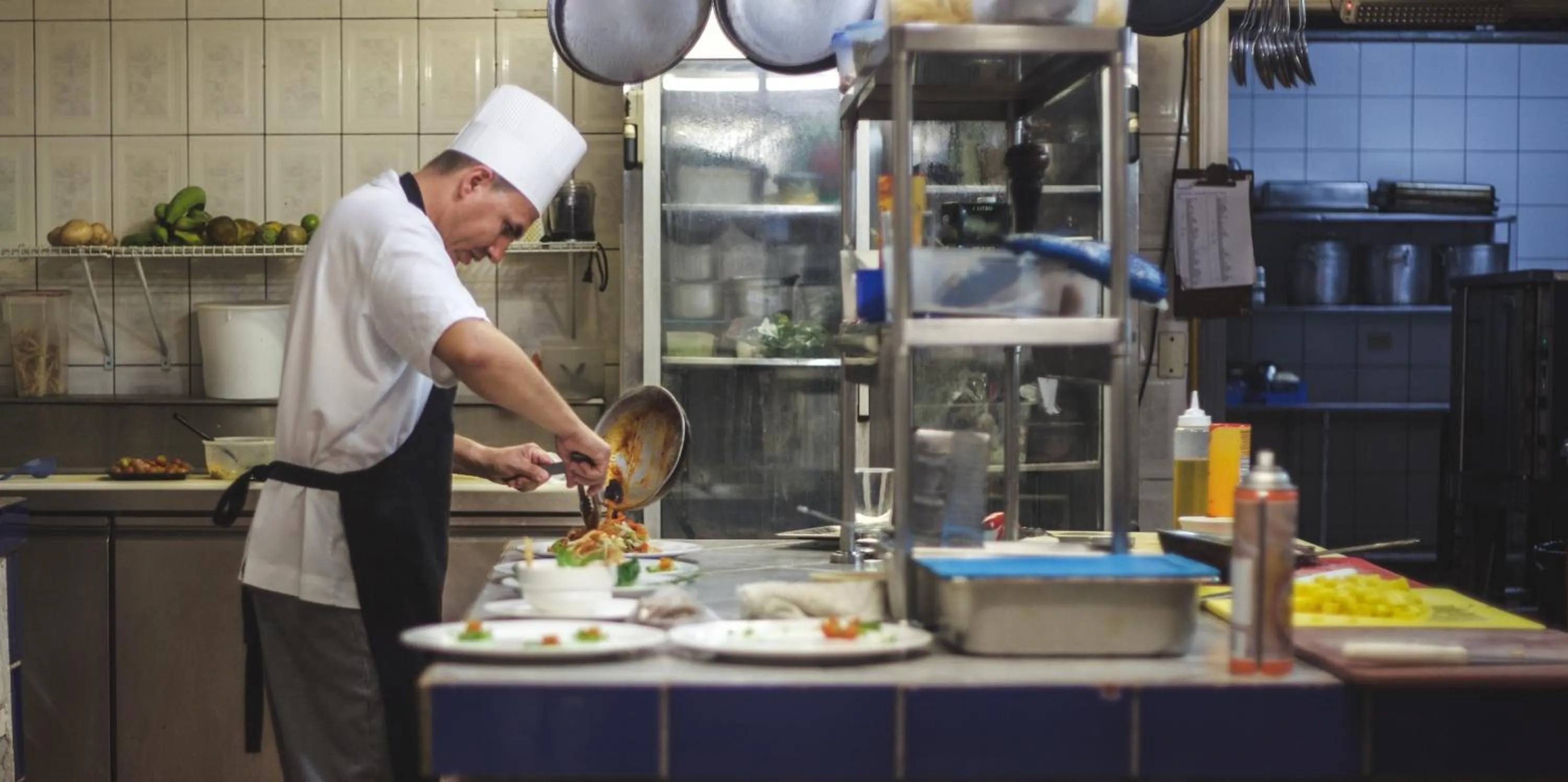 Staff in Hotel Playa Espadilla & Gardens